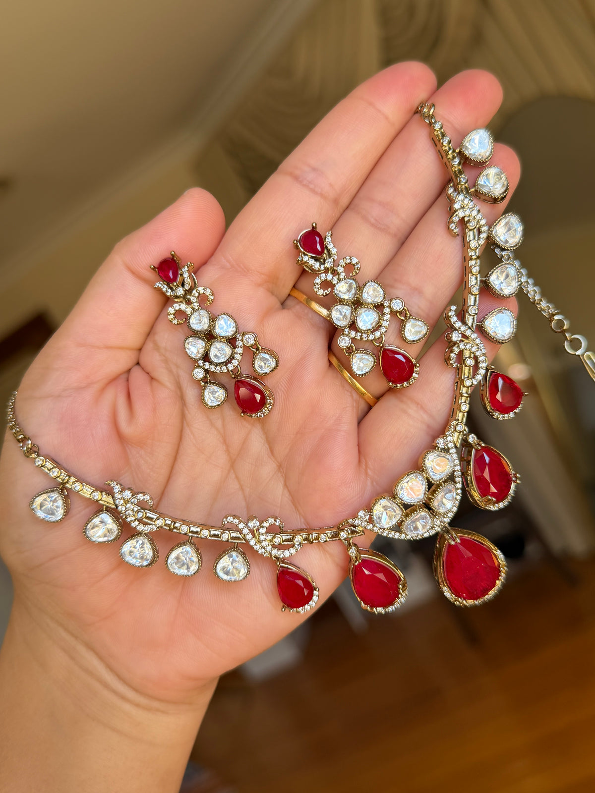 Premium necklace set
