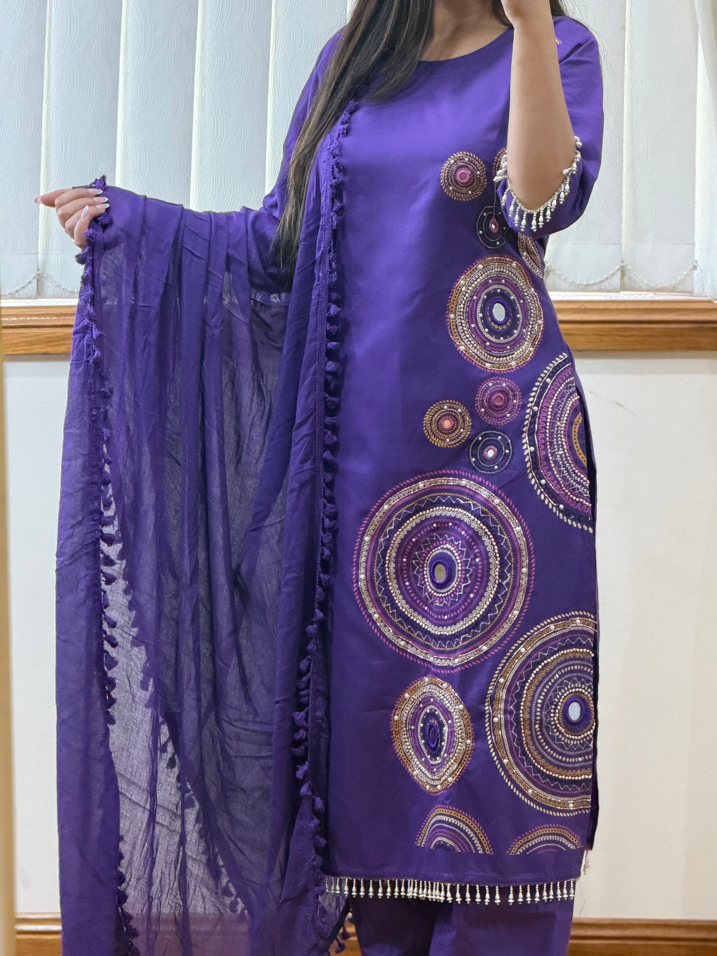 Cotton suit with original mirror eork