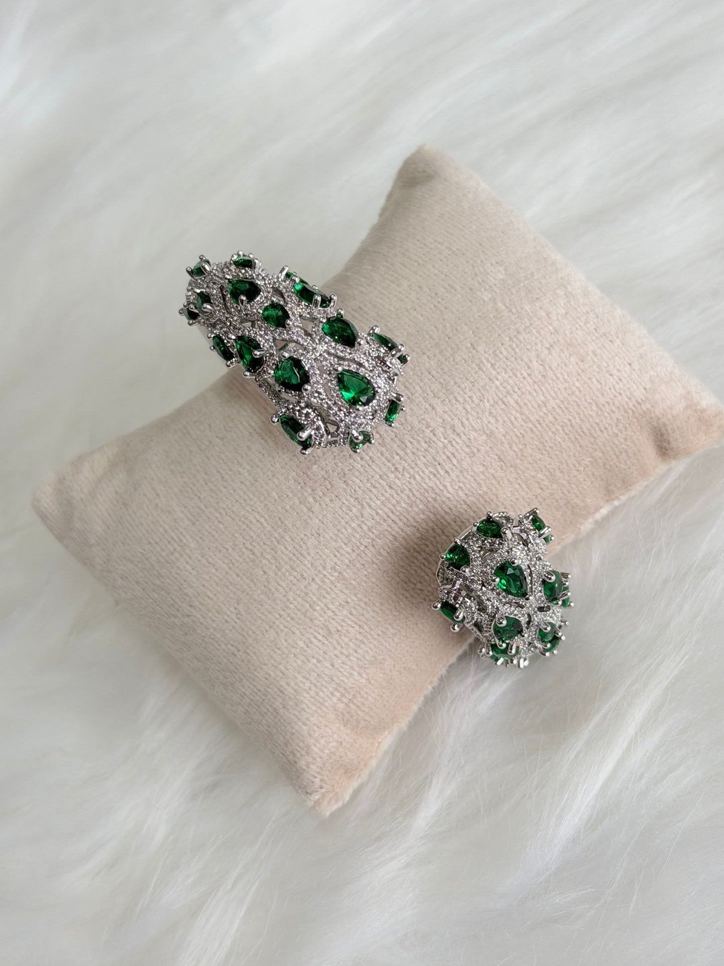 Exclusive bracelet with VVS clarity