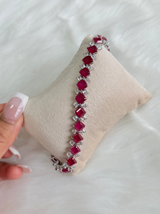 Exclusive bracelet with VVS clarity