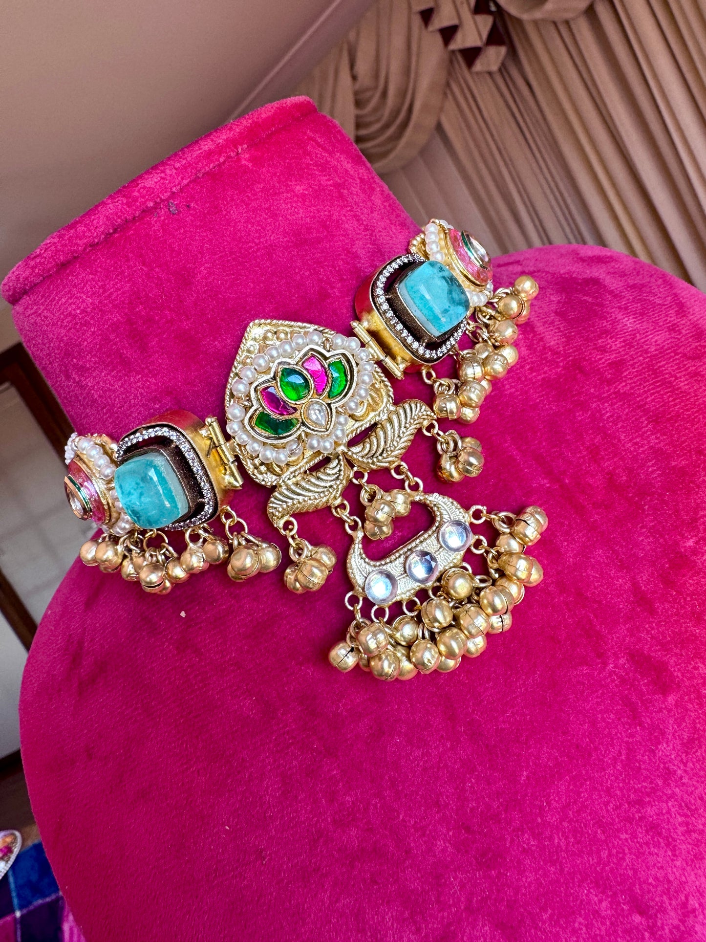 Premium fusion necklace set