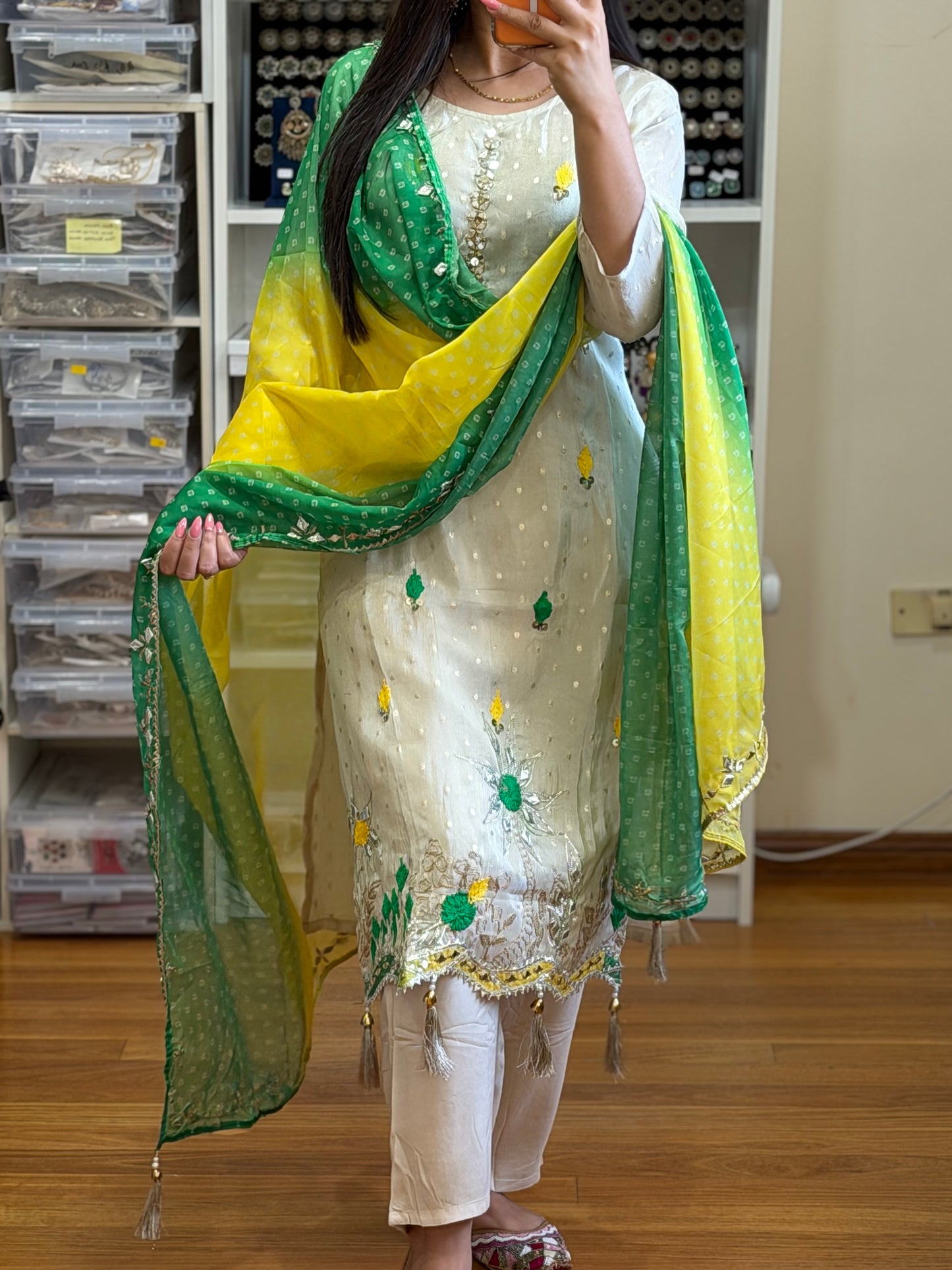 Elegant Handcrafted Shimar Jacquard Suit Set