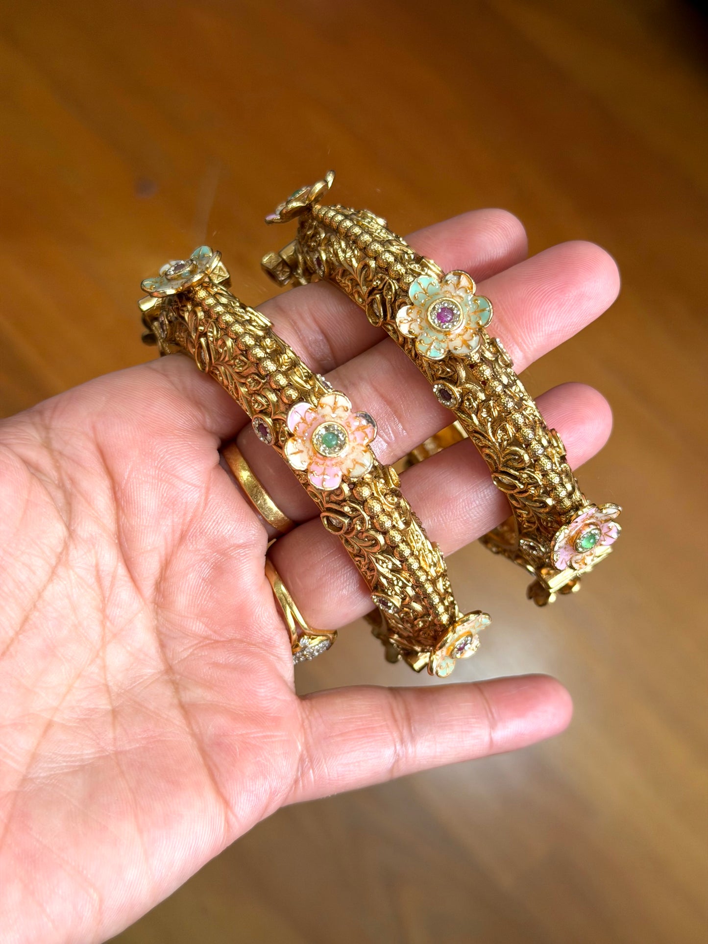 Premium Gold look openable kangan