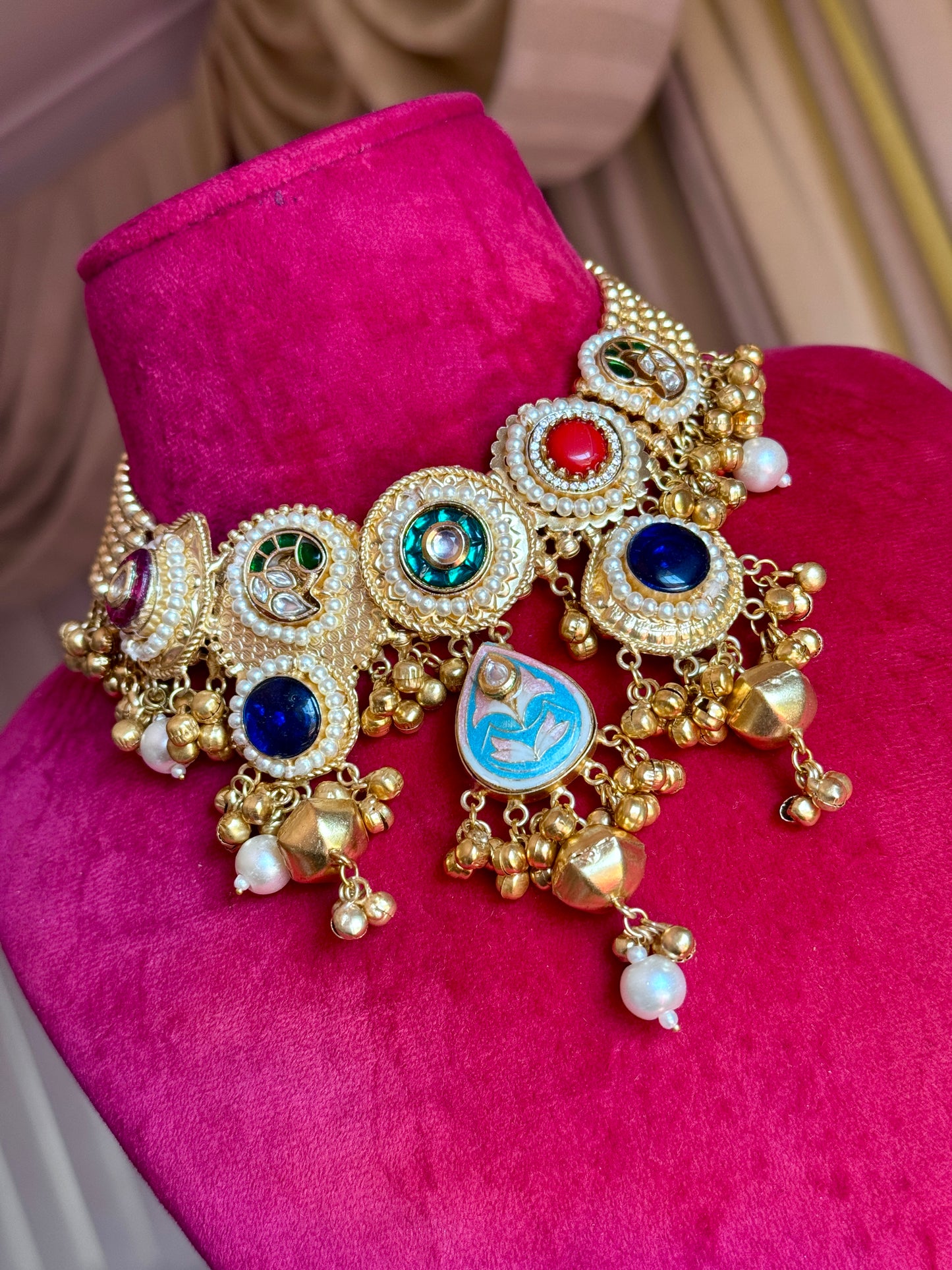 Premium fusion necklace set