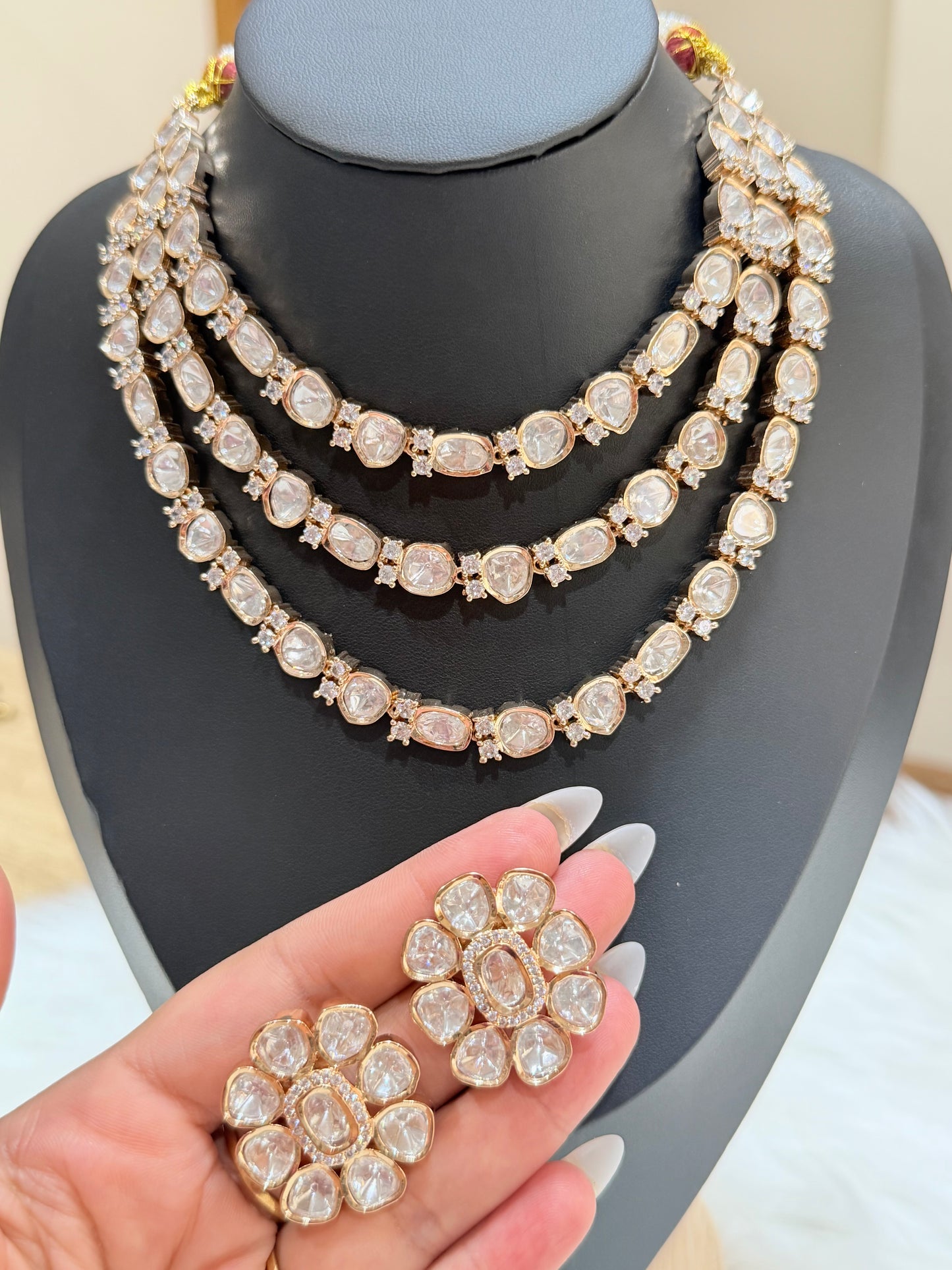 Premium tyani inspired necklace set