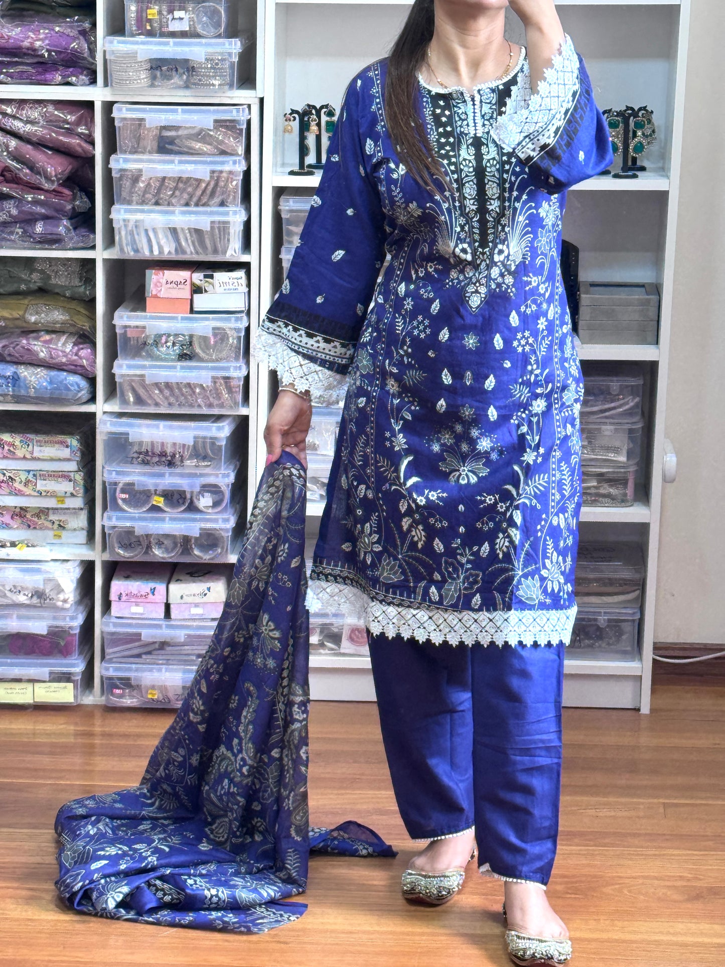 HEAVY LAWN COTTON KARACHI PRINT SUIT