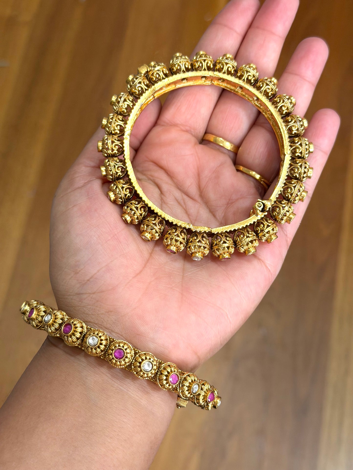 Premium Gold look openable kangan