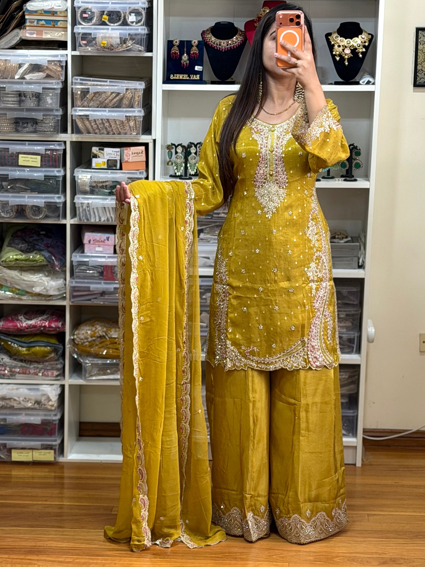 Pure shimmer with heavy handwork SUIT(Ready size 42 with margin)