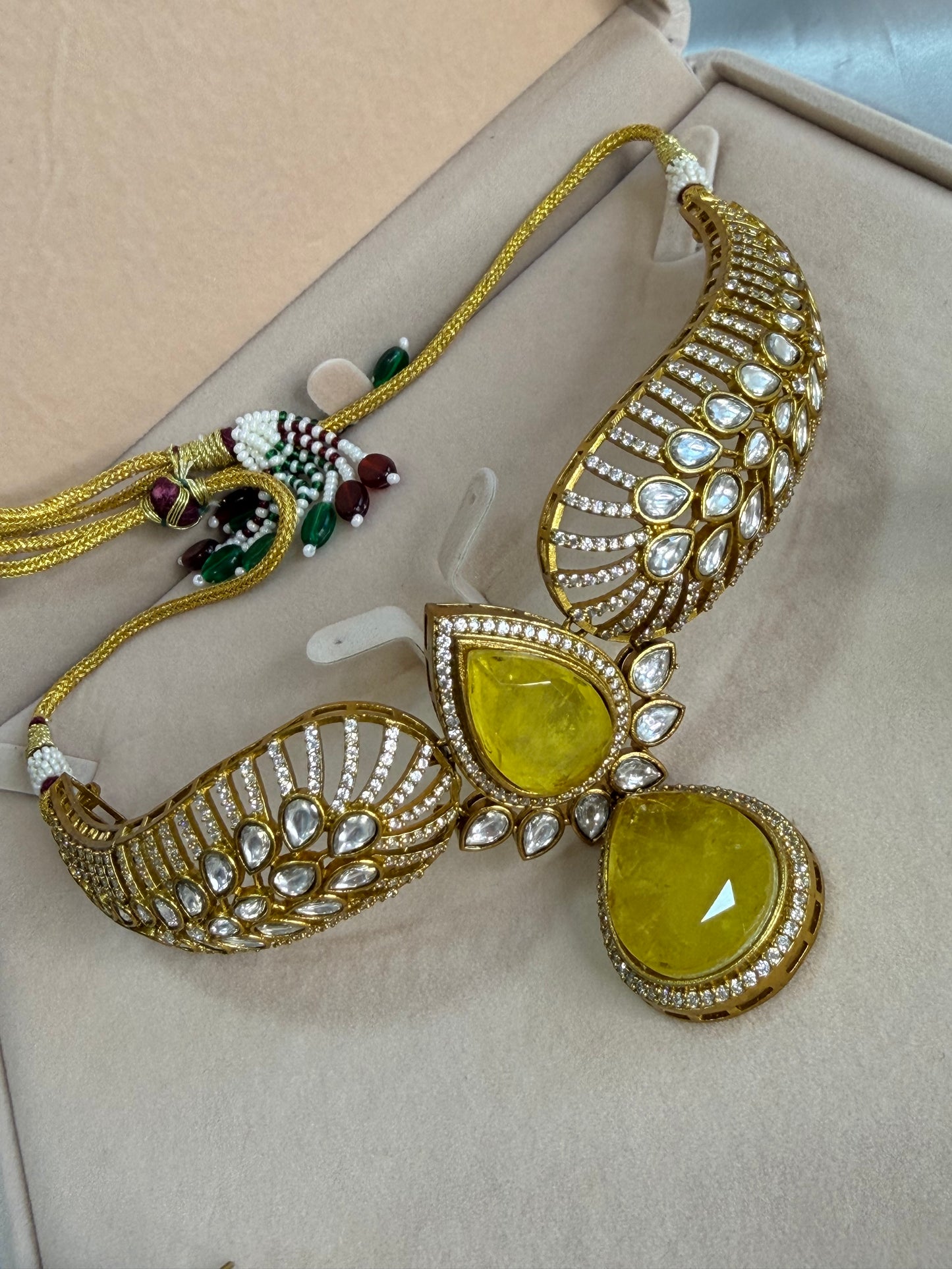 Premium moissanite necklace set(Yellow)