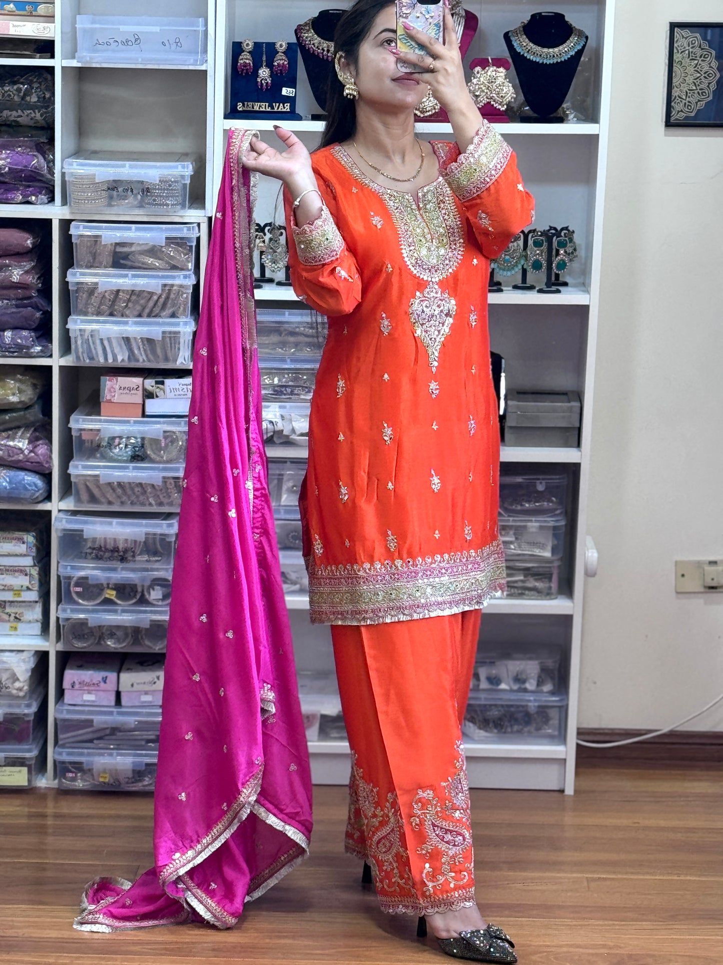 PREMIUM CHINON FARSHI SALWAR SUIT(Ready size 42 with margin upto 46)