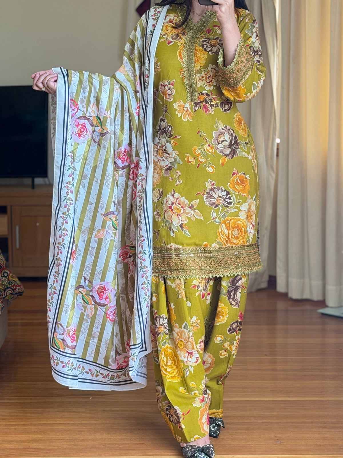 Mehndi Green Printed Rayon Suit with Farshi Salwar & Dupatta
