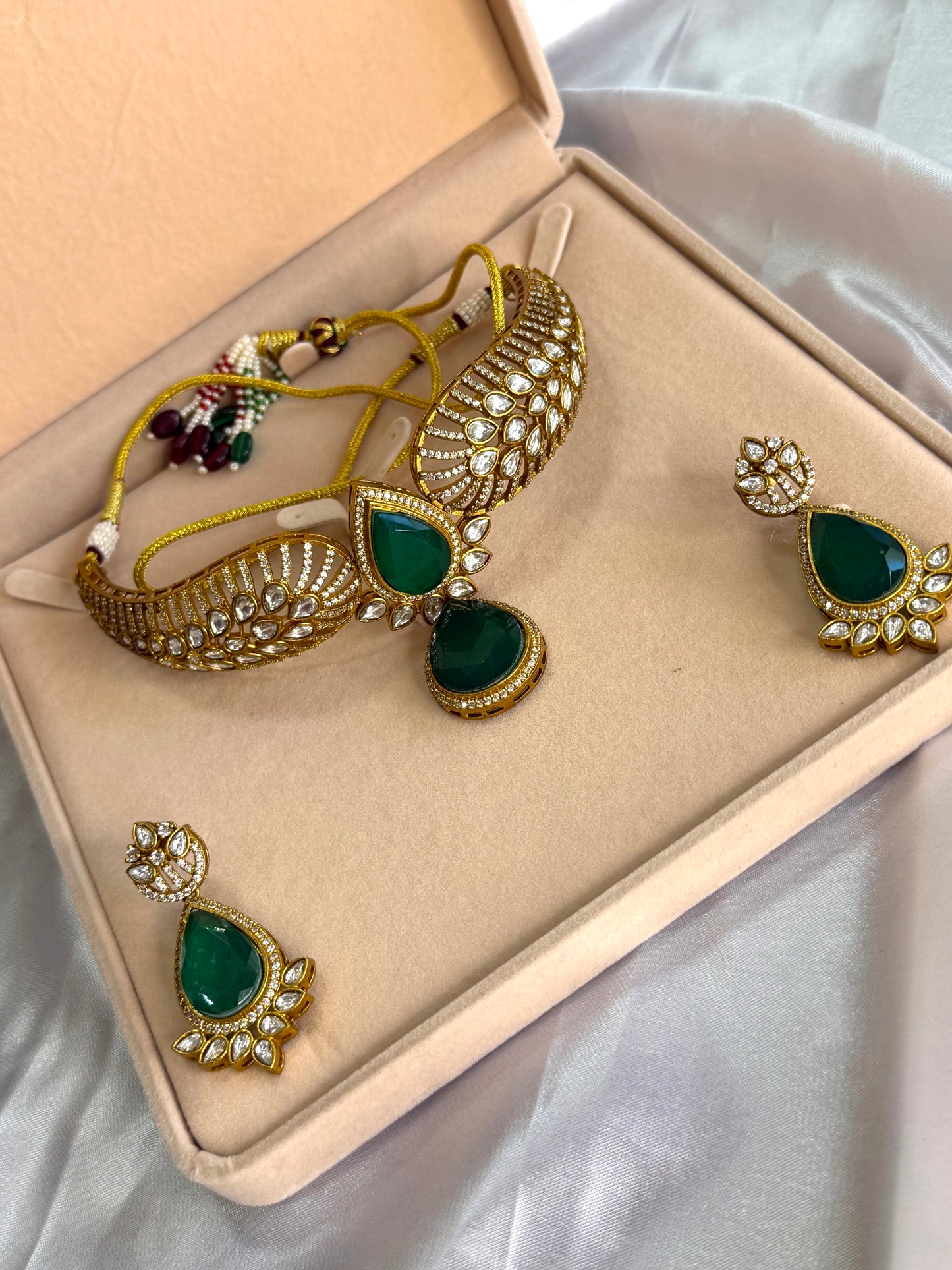 Premium moissanite necklace set(Green)