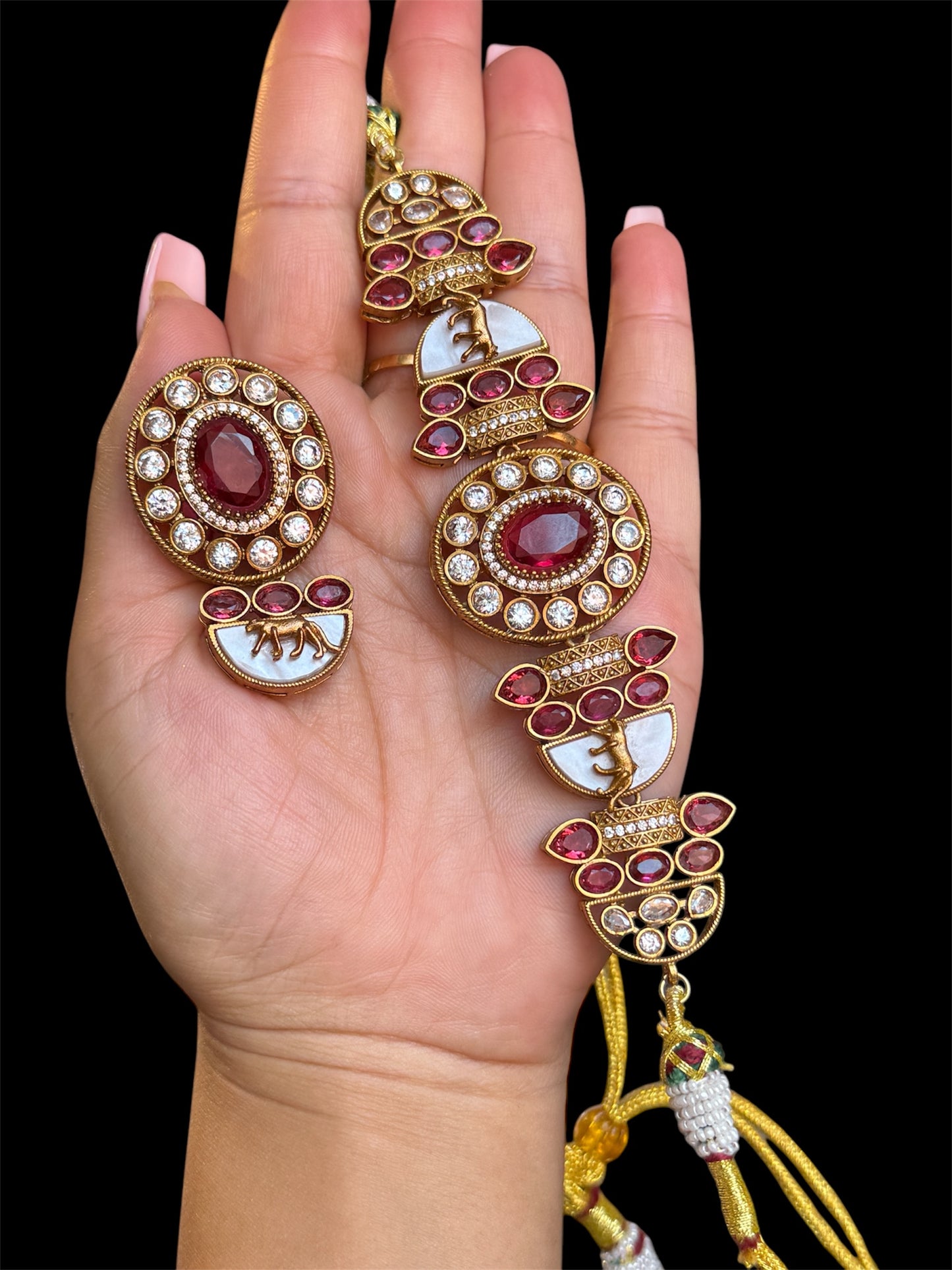 Premium chokar set