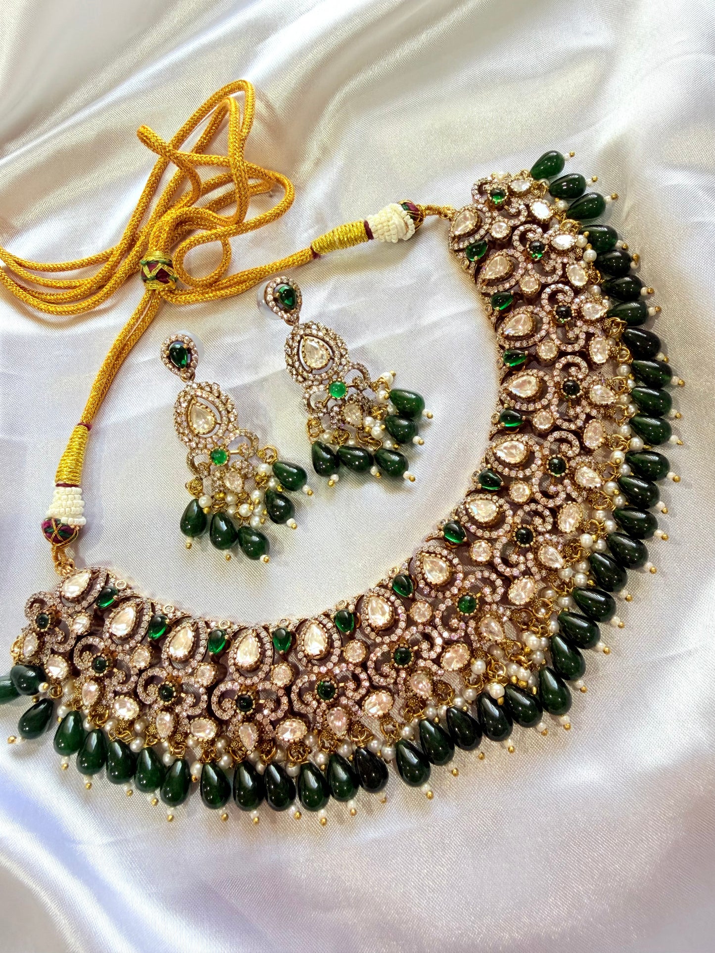 Premium tyani inspired necklace set