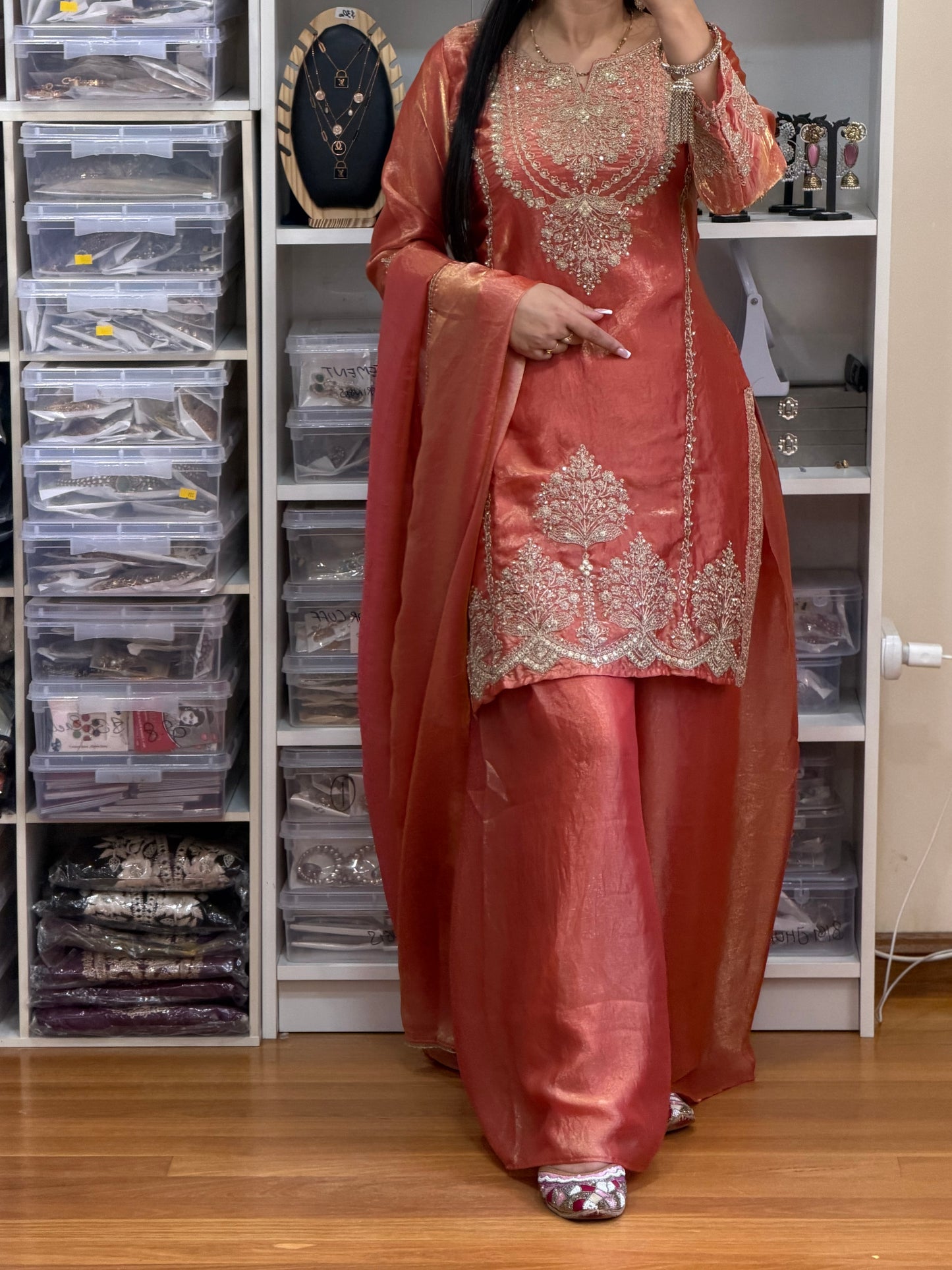 ✨ Elegant Viscose Fandy Suit Set ✨