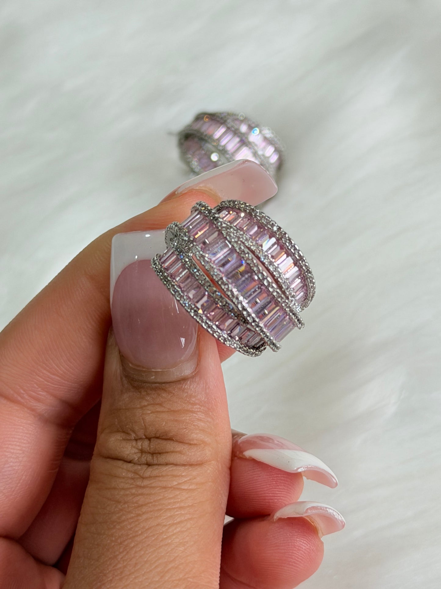 Exclusive hoops (VVS CLARITY )