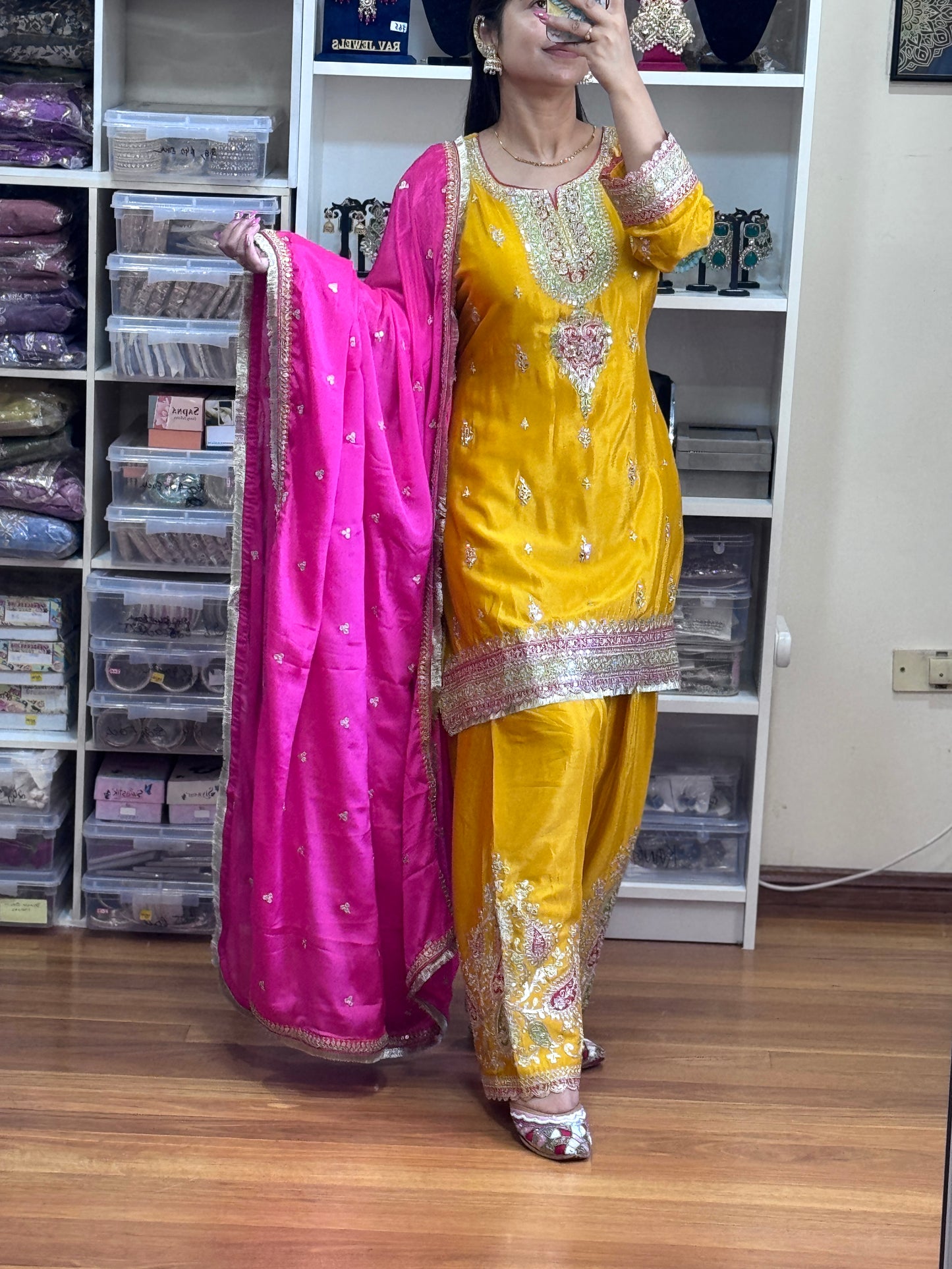 PREMIUM CHINON FARSHI SALWAR SUIT(Ready size 42 with margin upto 46)