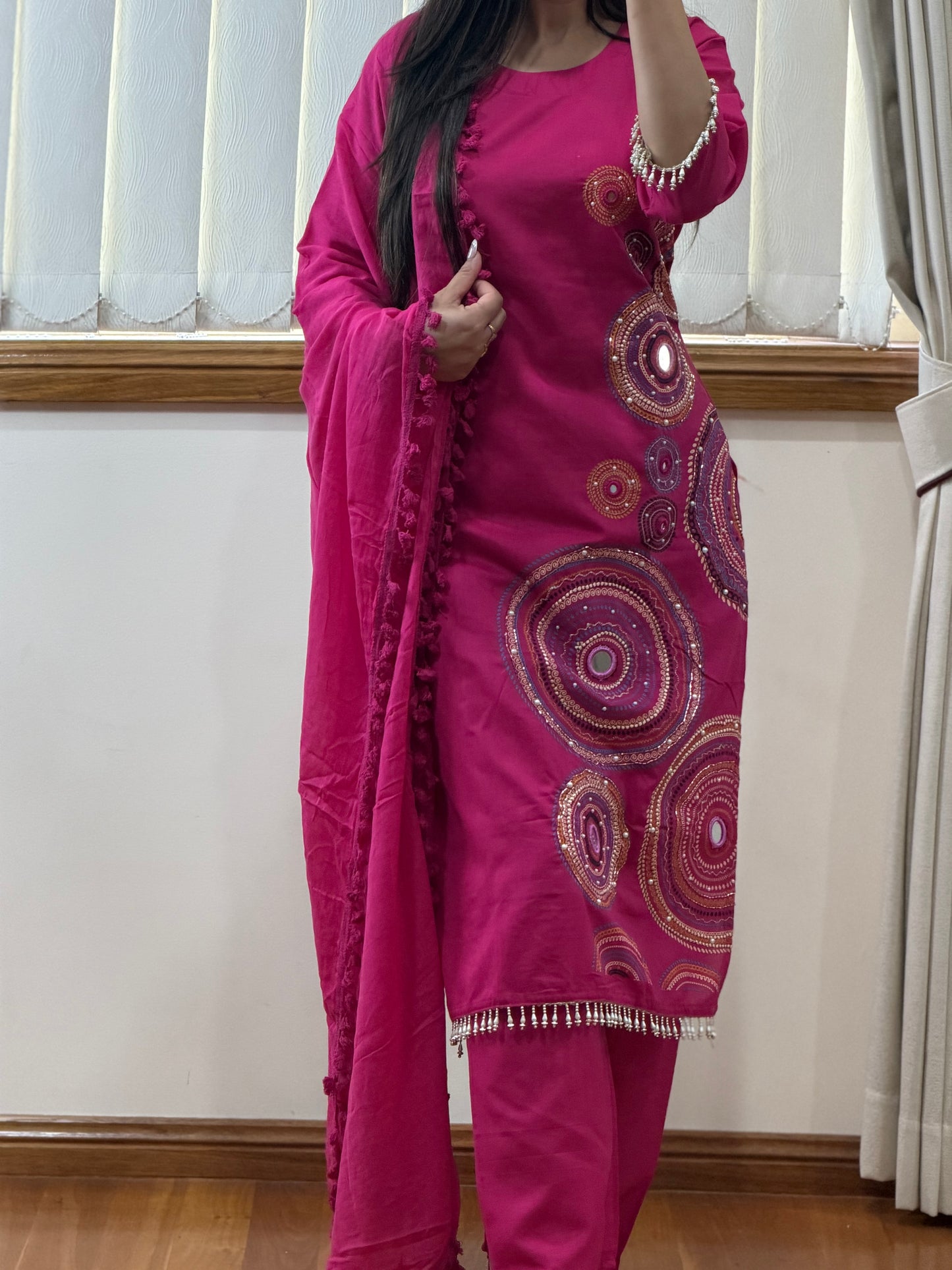 Cotton suit with original mirror eork