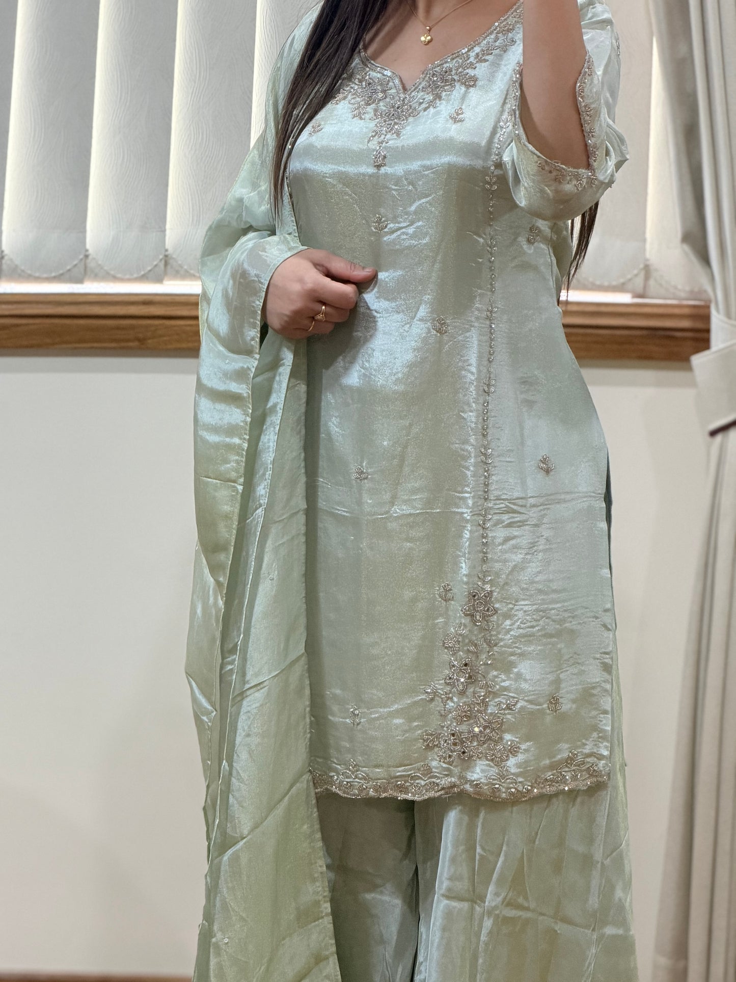 Viscose Shimmer Heavy Handwork Suit