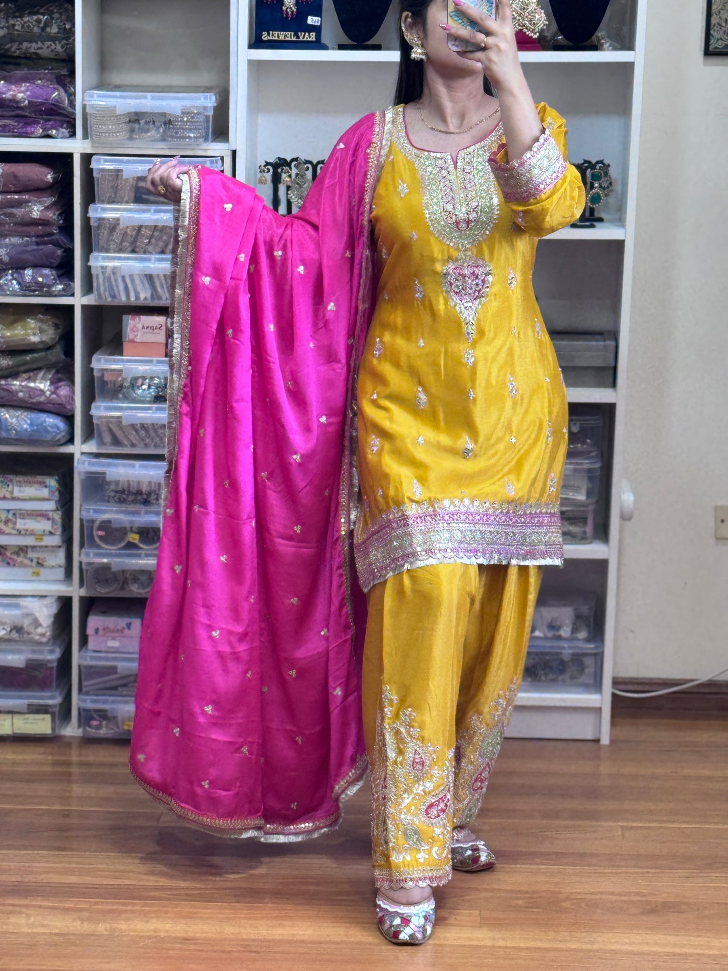 PREMIUM CHINON FARSHI SALWAR SUIT(Ready size 42 with margin upto 46)