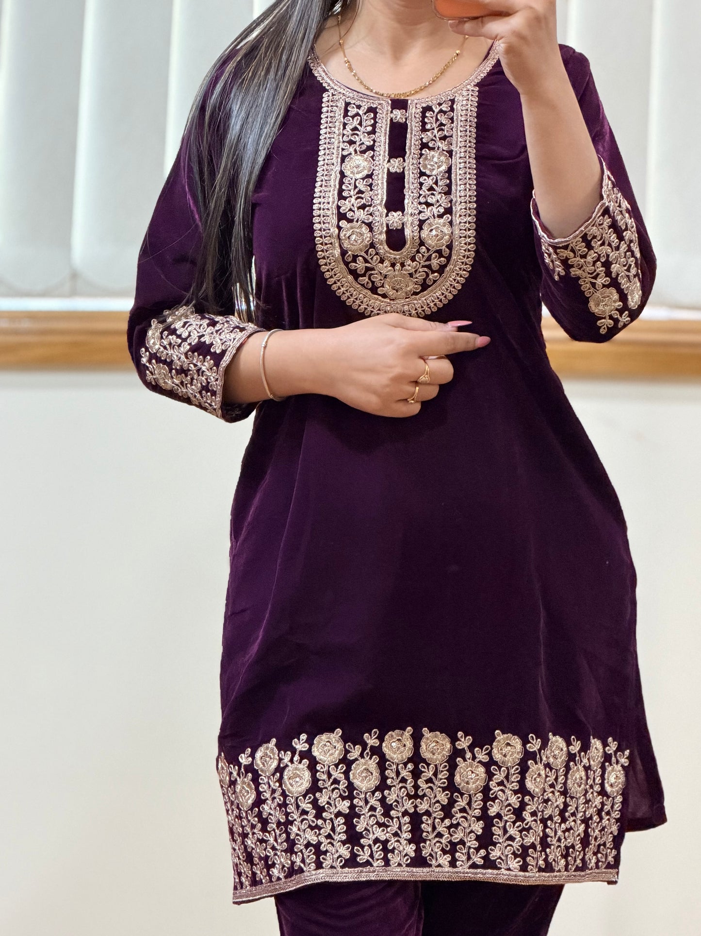 Velvet cord set