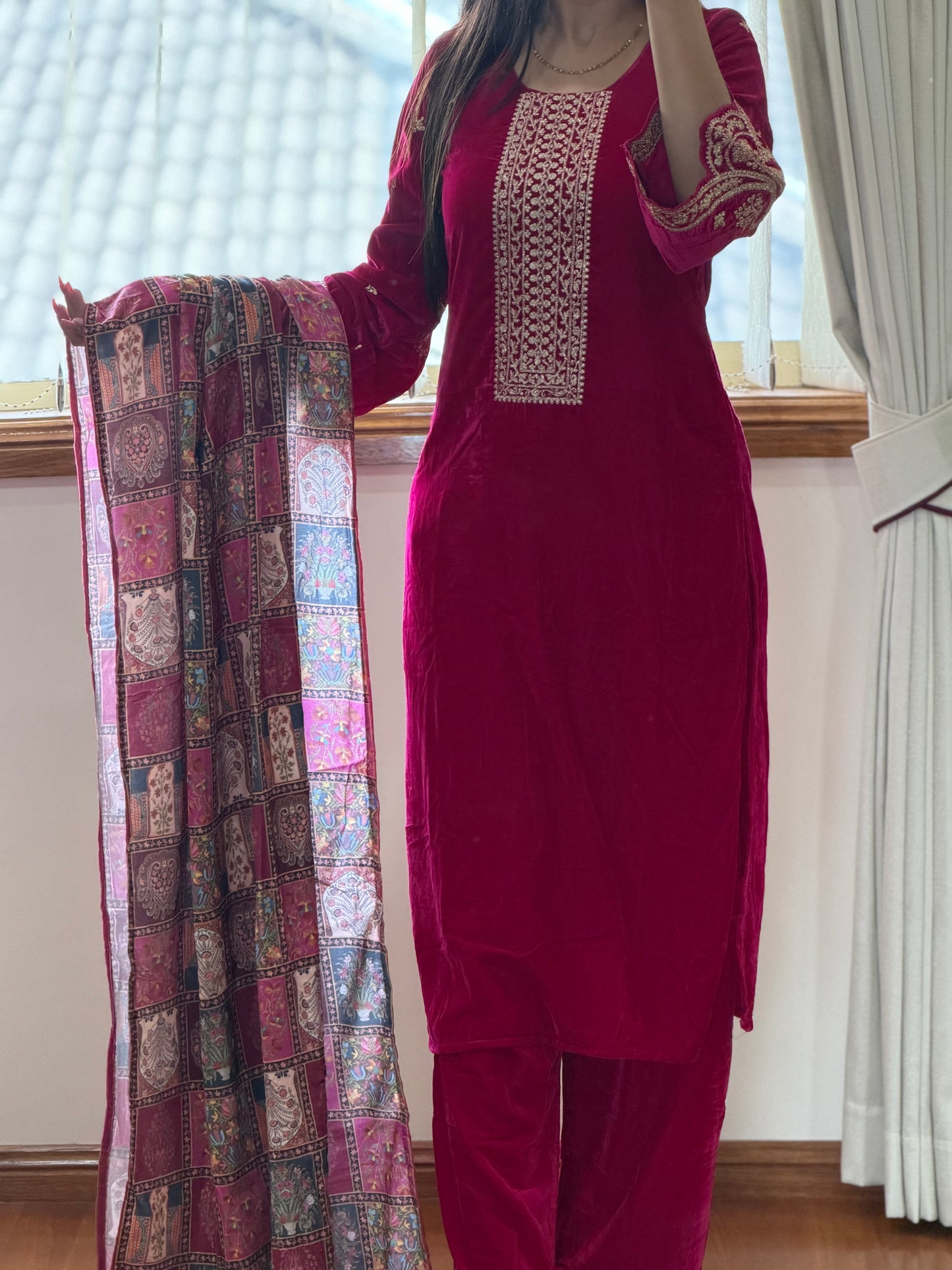 Premium velvet suit( Hot pink)