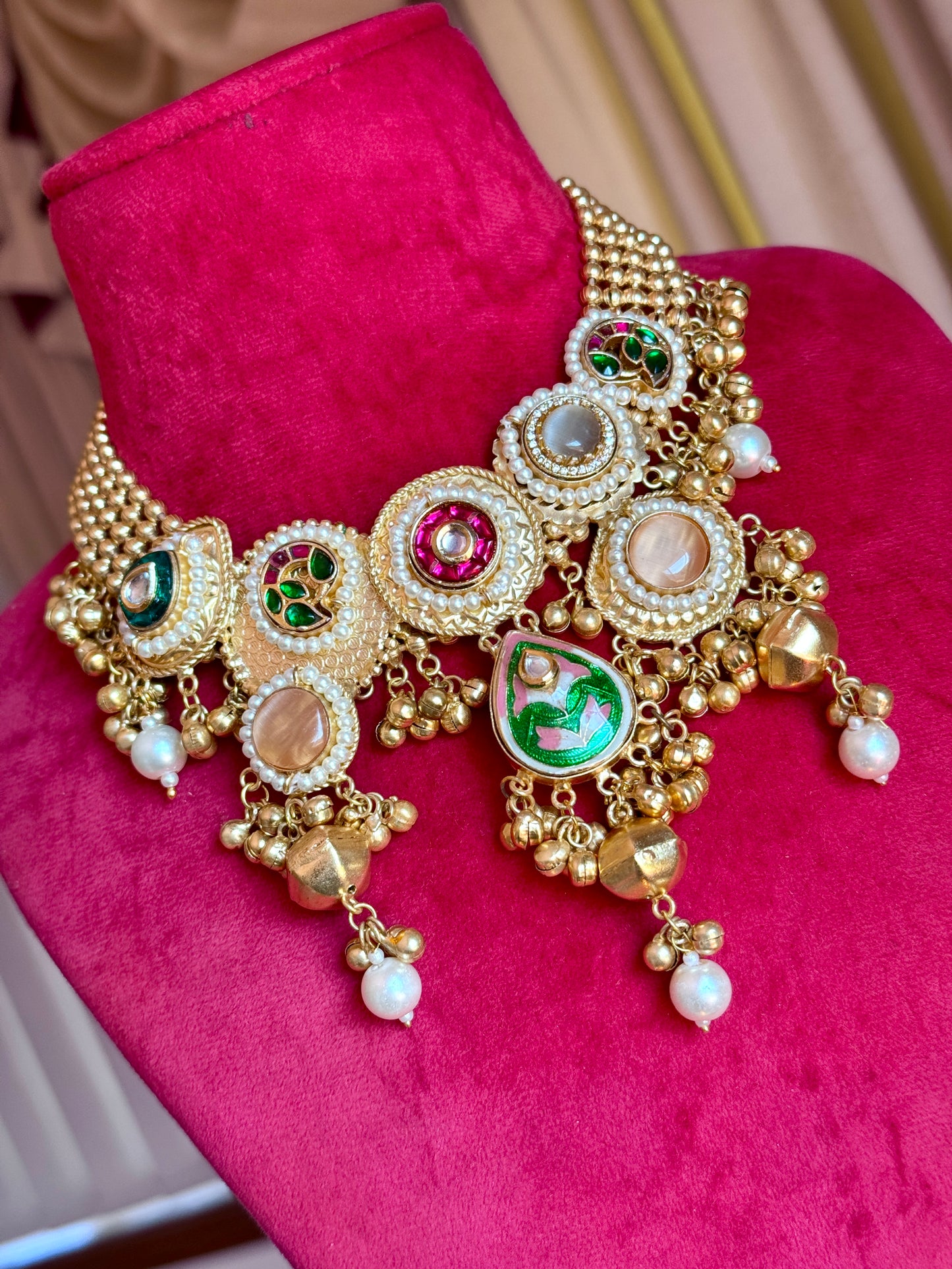 Premium fusion necklace set