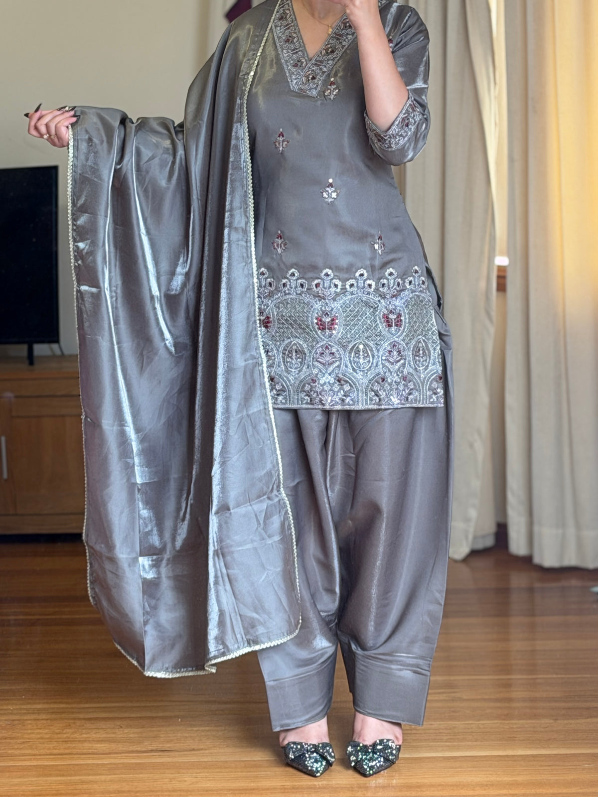 Premium Glass Roman Embroidered Farshi Salwar Suit