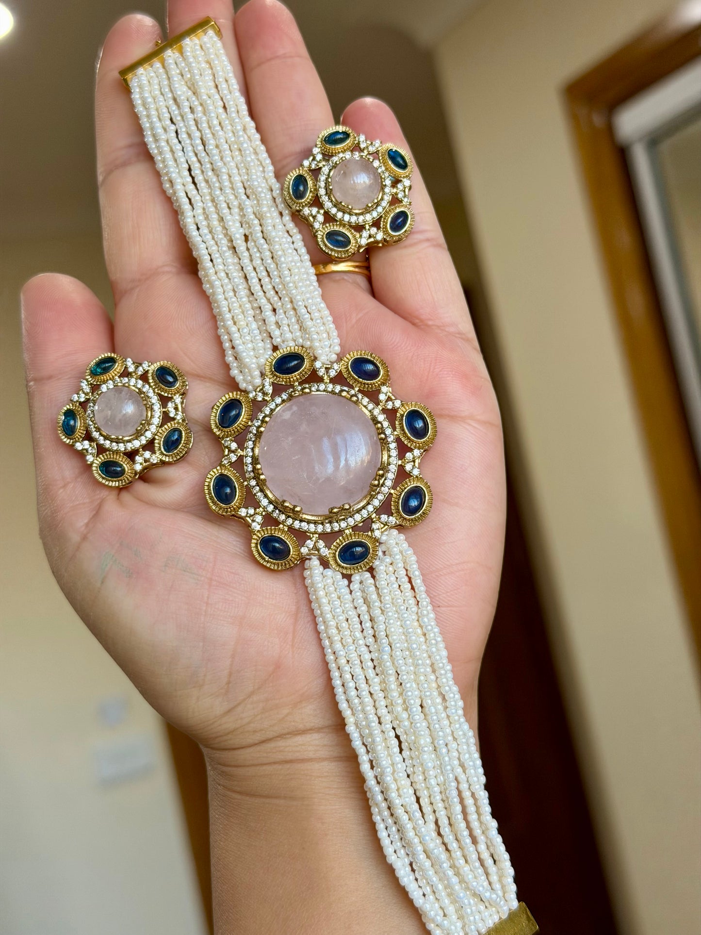 Premium kundan chokar set