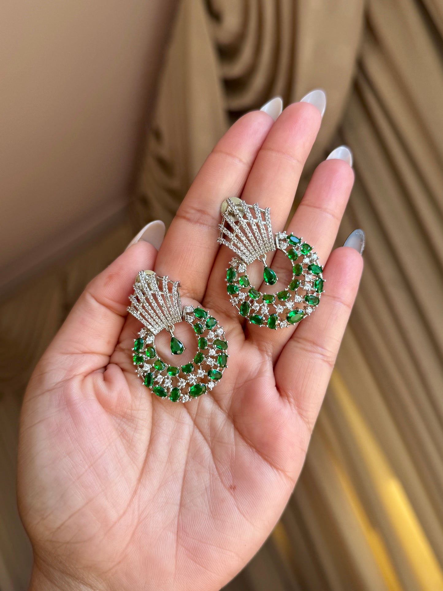 Premium ad earrings green