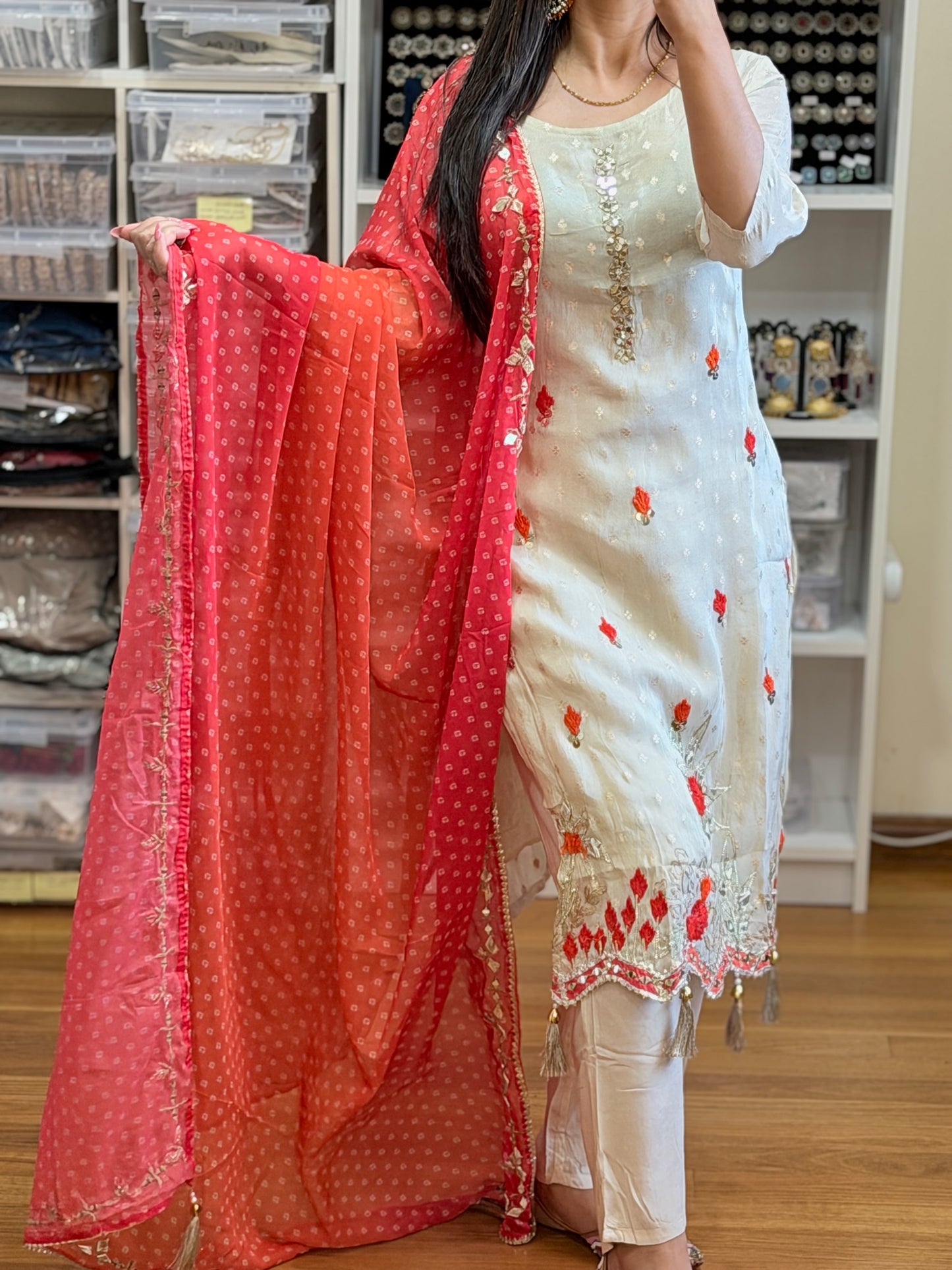 Elegant Handcrafted Shimar Jacquard Suit Set