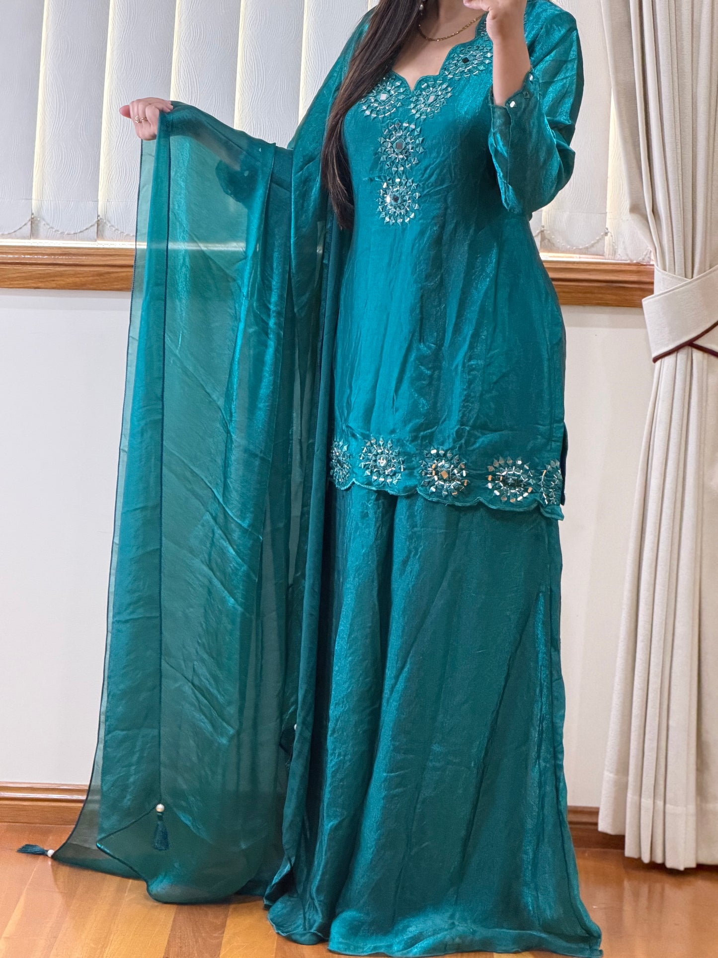 Tora Silk Suit – Premium Designer Set