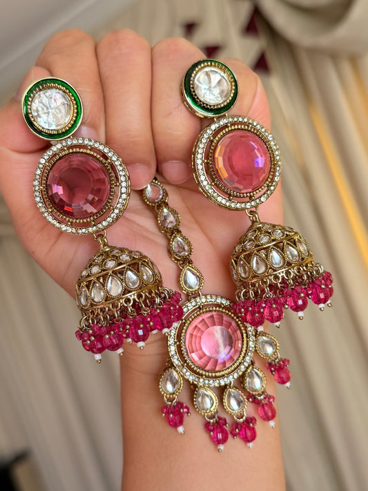 Kundan earrings tikka set( Hot pink)