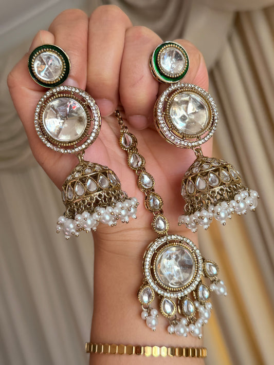 Kundan earrings tikka set
