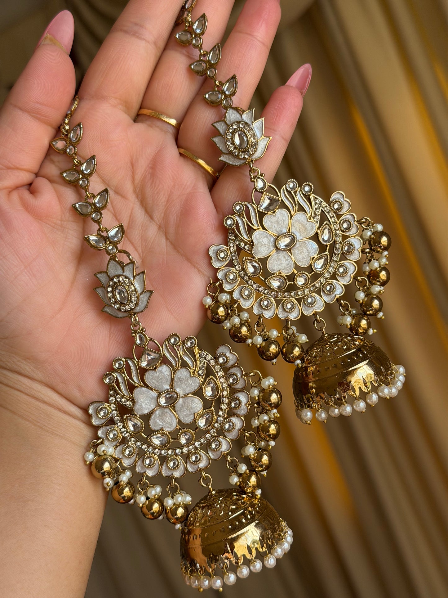 Kundan Jhumka with Detachable Sahara