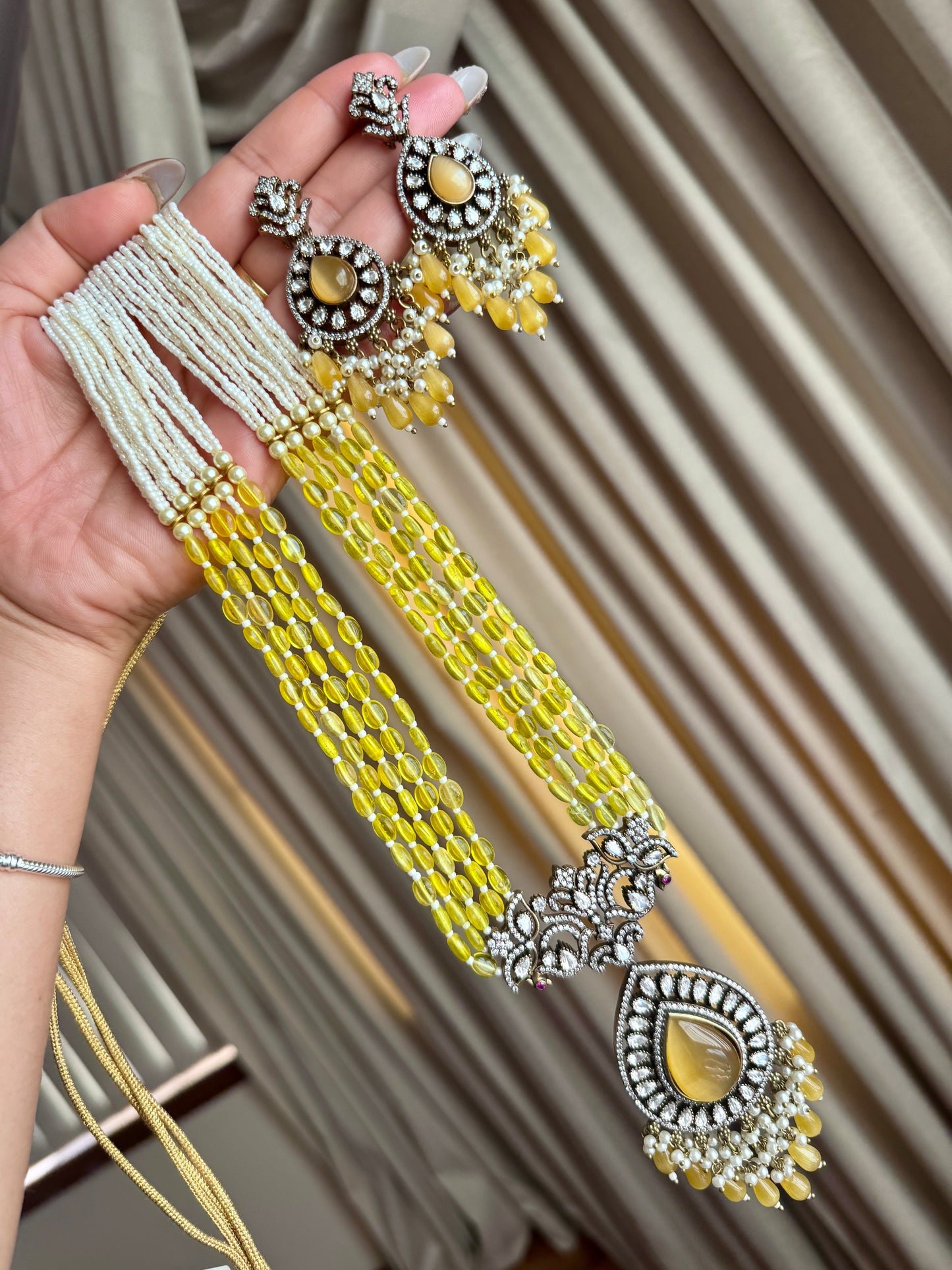 Premium long necklace set