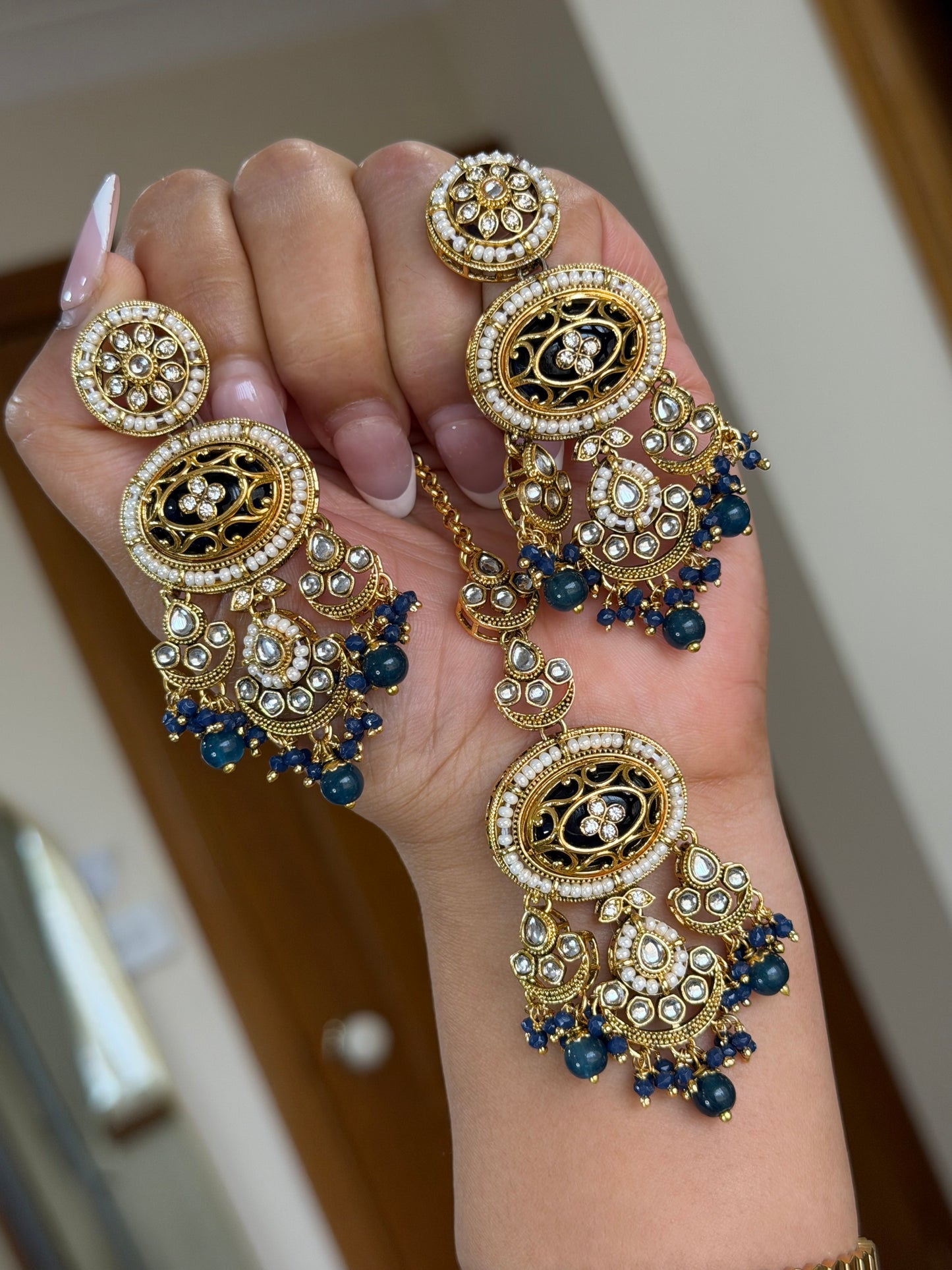 Kundan earrings tikka set