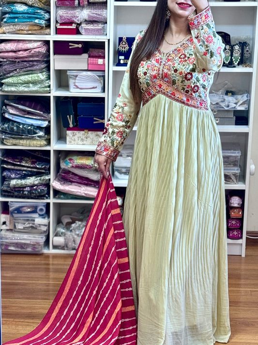 PREMIUM SILK ANARKALI(Free size stitch)