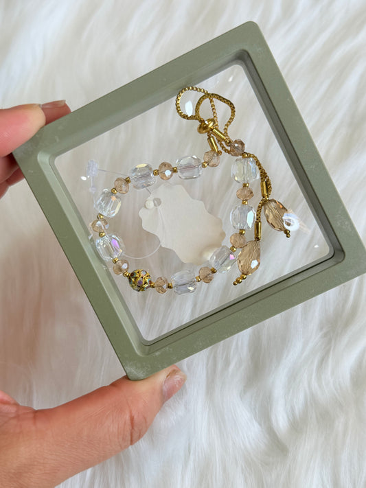 Adjustable bracelet