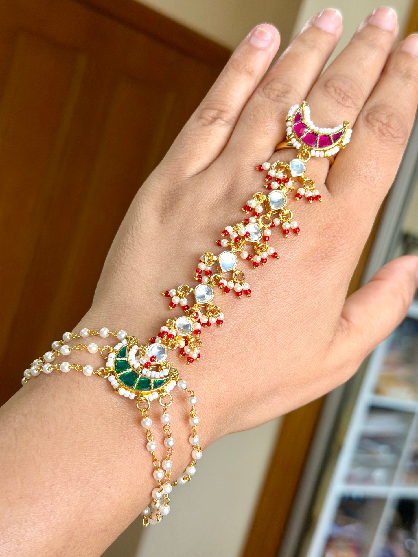 Hand accessories in pachi kundan