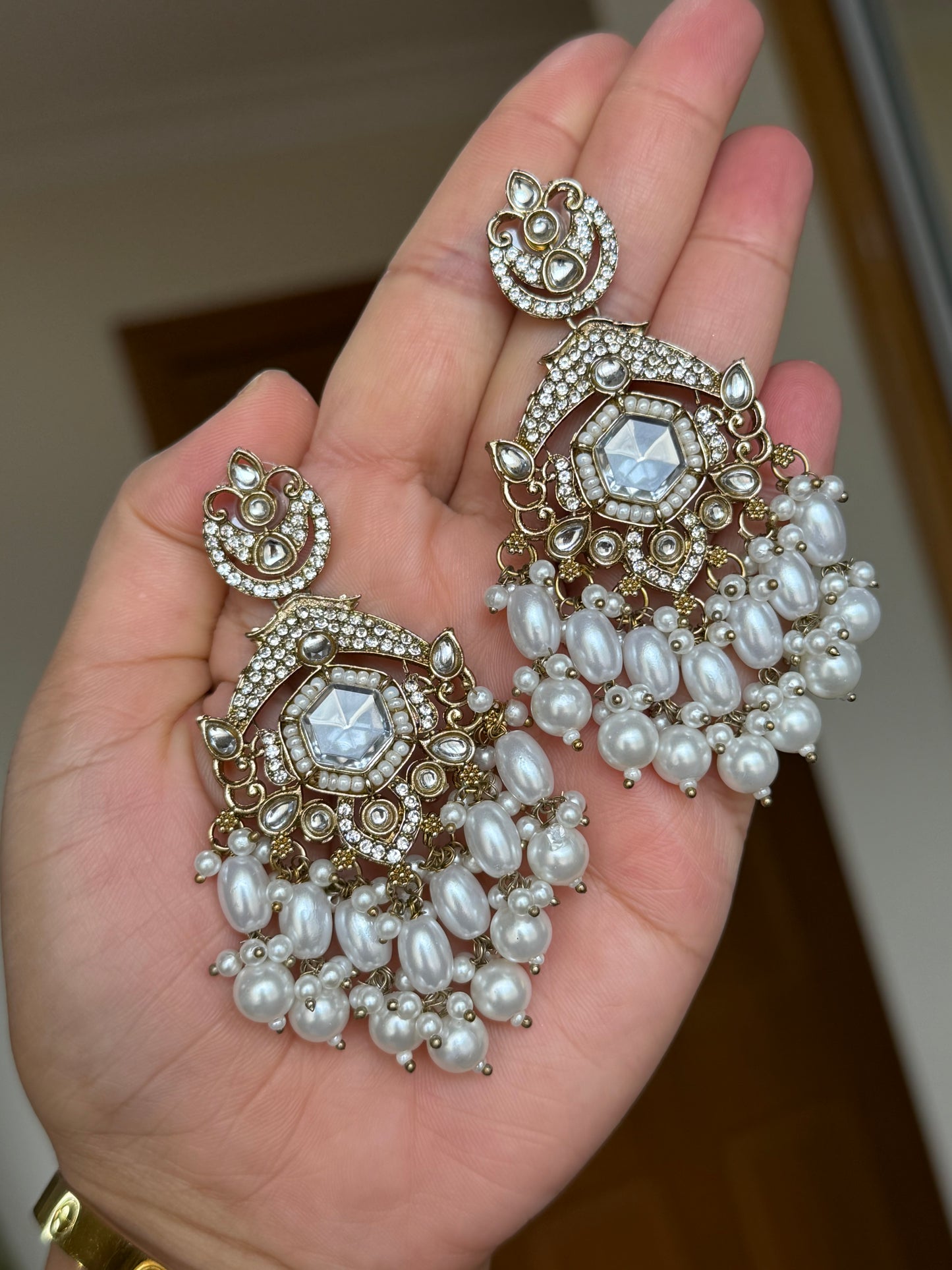 Kundan earrings (Golden)