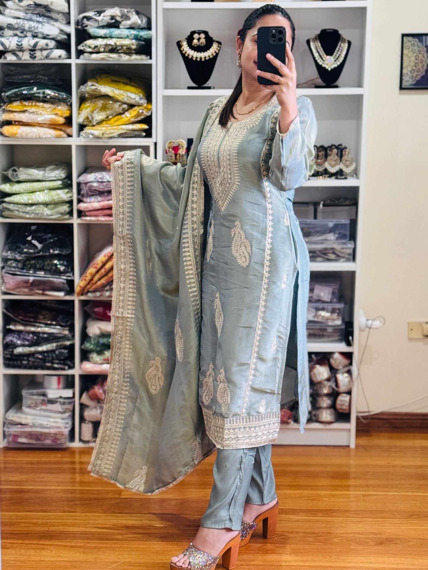 Shimmer silk suit