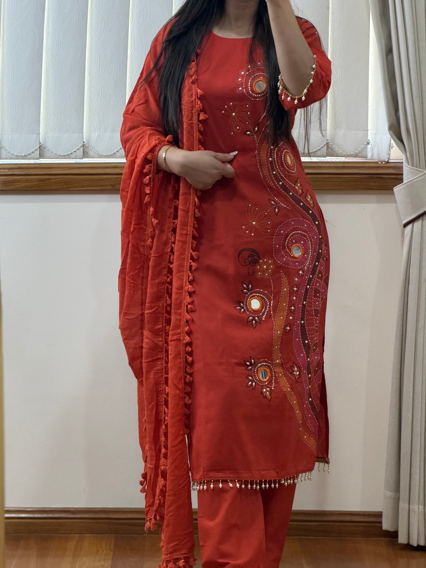 Cotton suit with original mirror eork