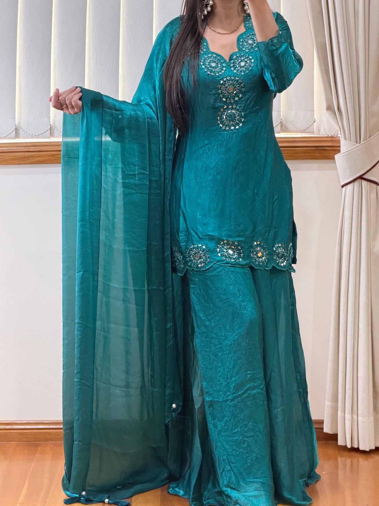 Tora Silk Suit – Premium Designer Set
