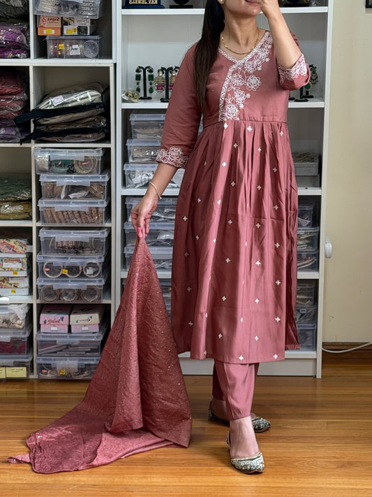 HEAVY ROMAN SILK SUIT