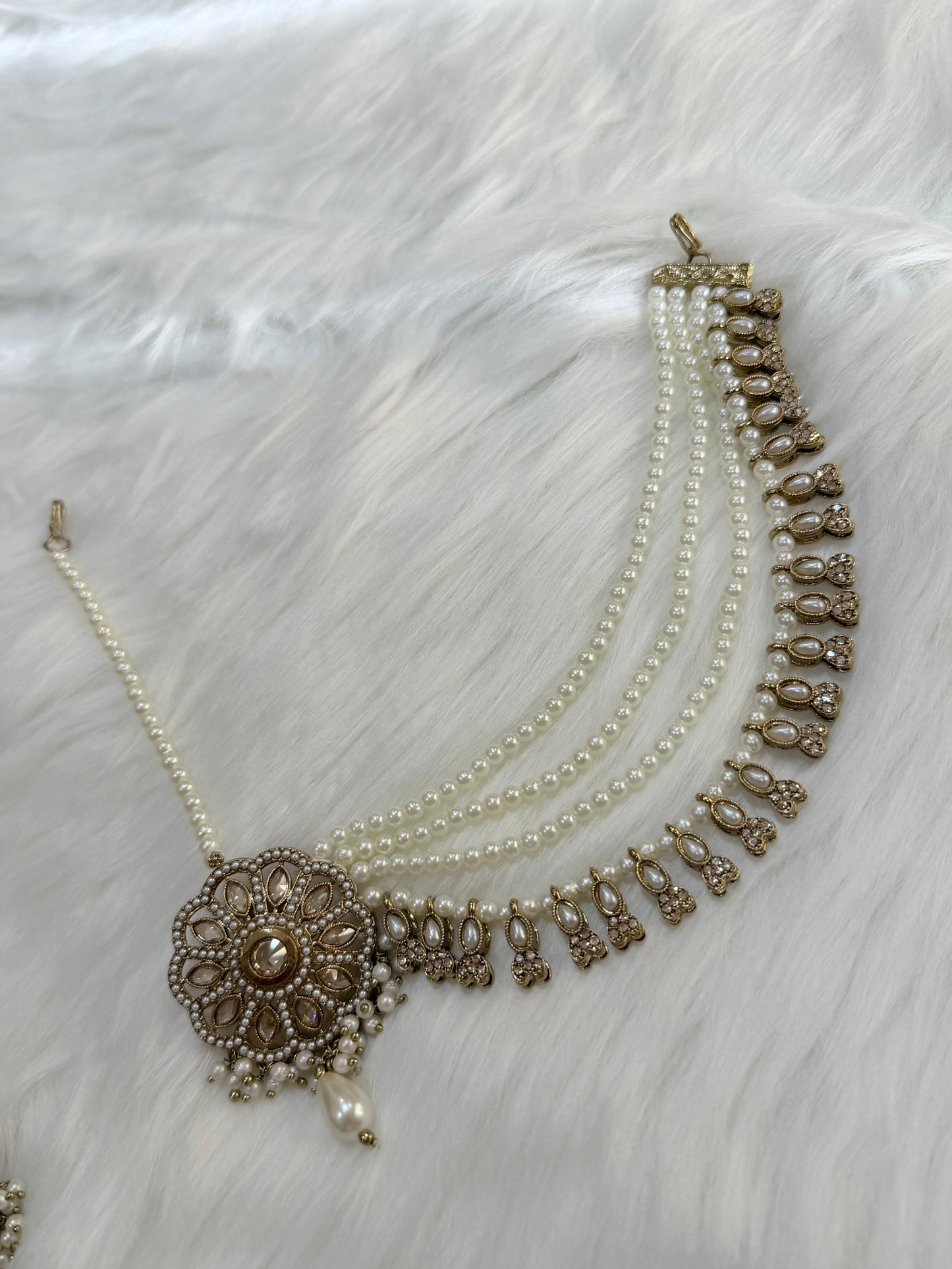 Polki earrings with attached sehare