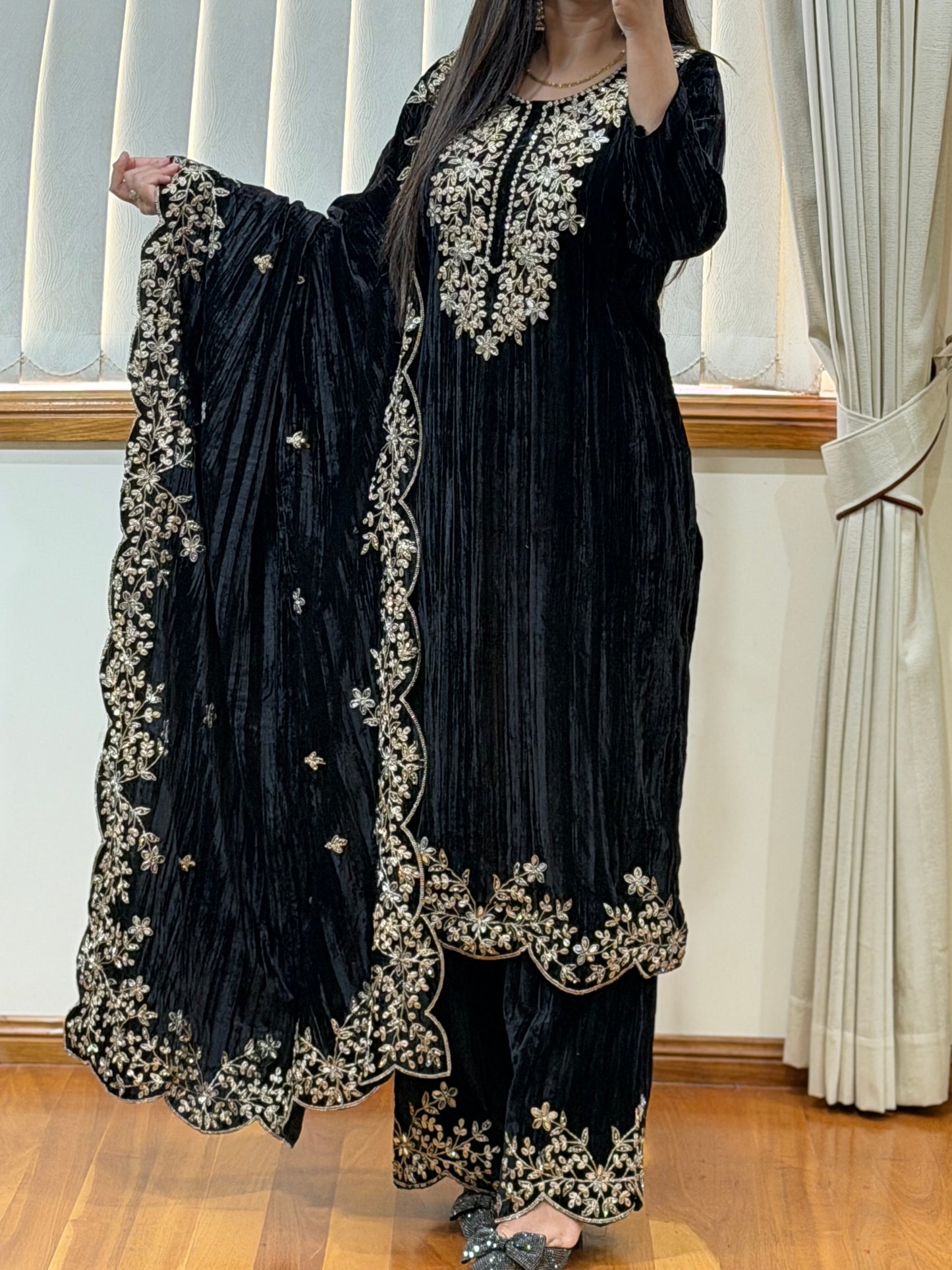 Wrinkled Velvet Suit(Black)