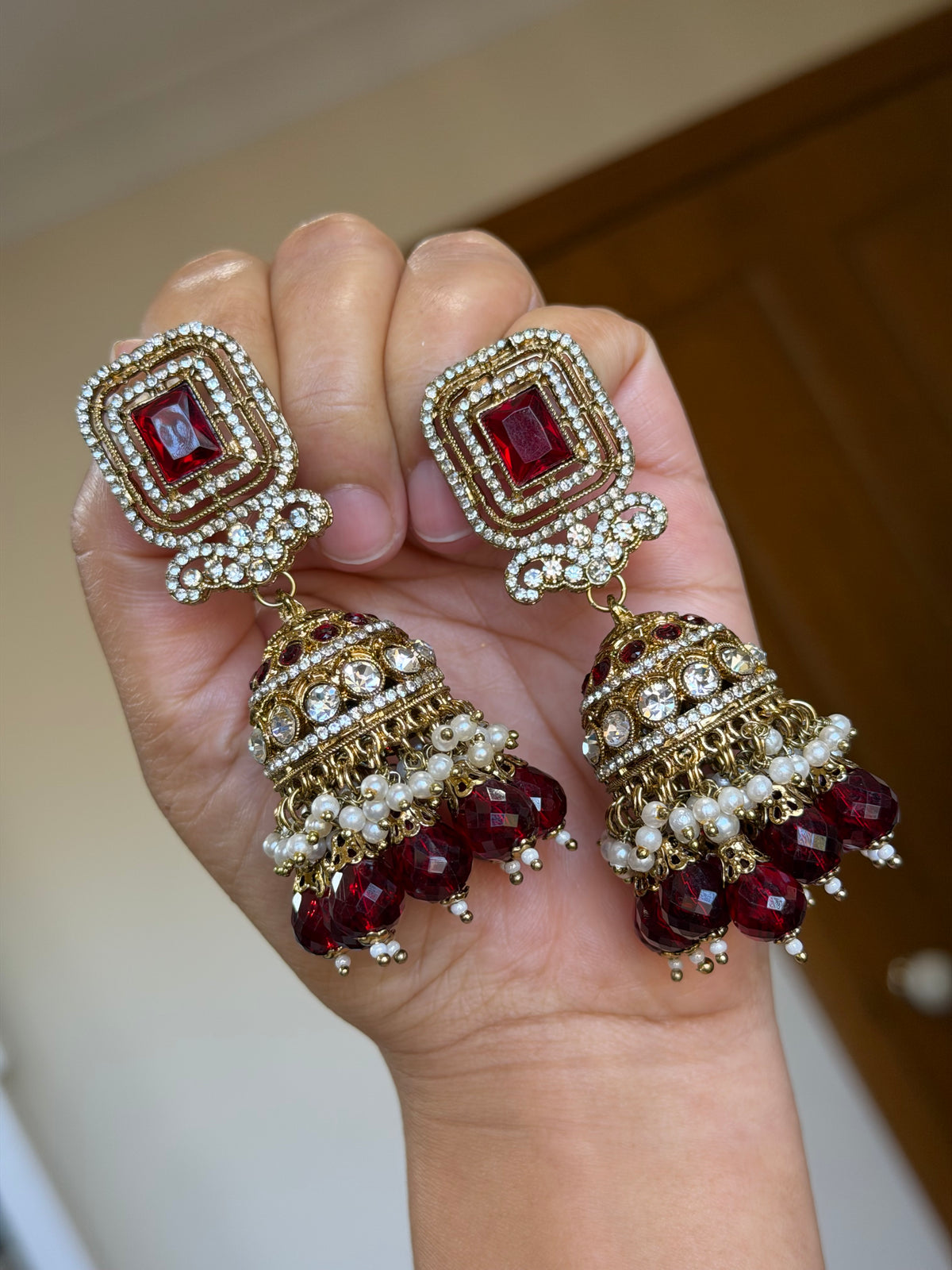 Mehroon chokar set