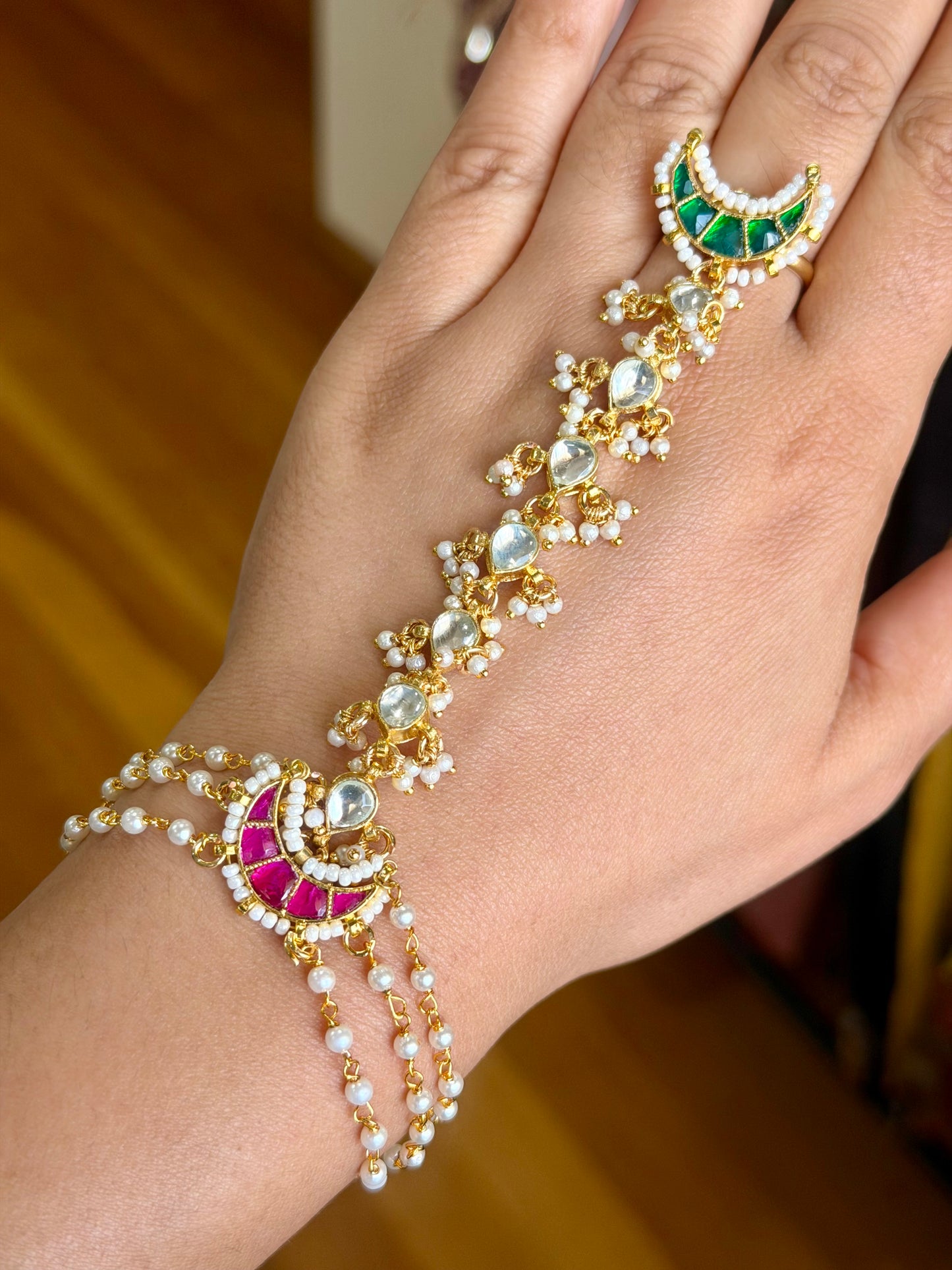 Hand accessories in pachi kundan