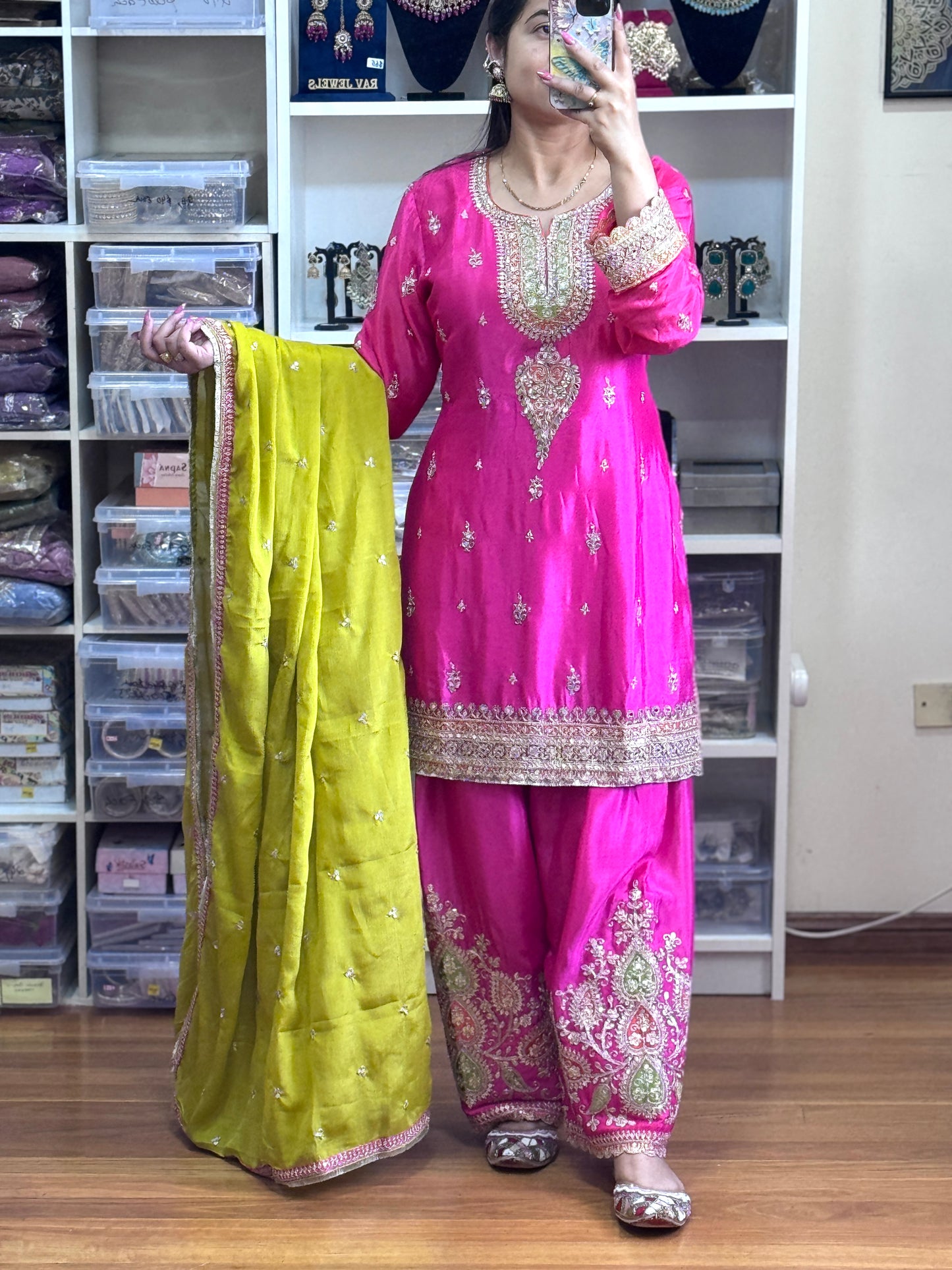 PREMIUM CHINON FARSHI SALWAR SUIT(Ready size 42 with margin upto 46)